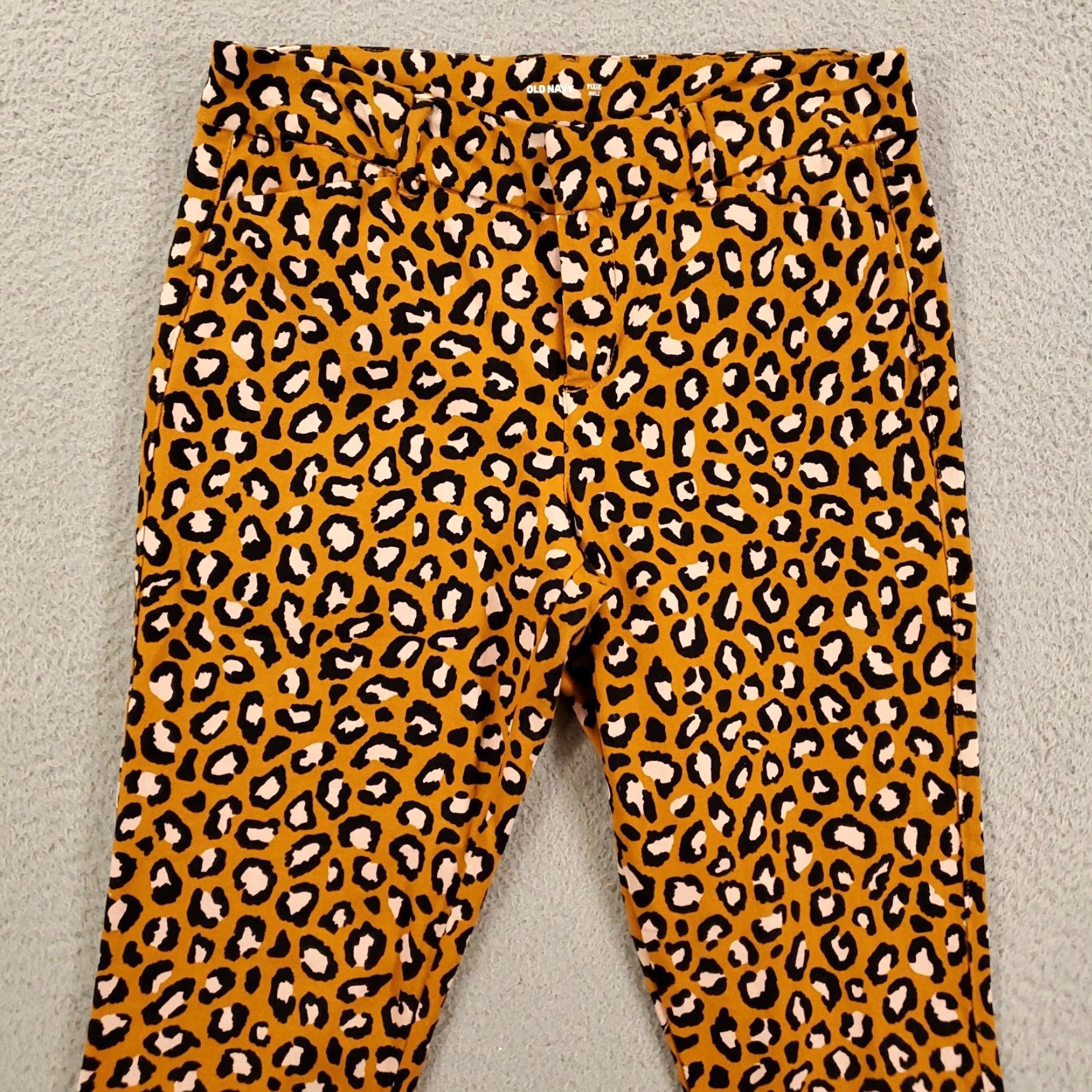Old Navy Old Navy Leopard Print Pixie Pants Womens 4 Ankle Cheetah Stretchy 30x27 Size 27" / US 4 / IT 40 - 2 Thumbnail