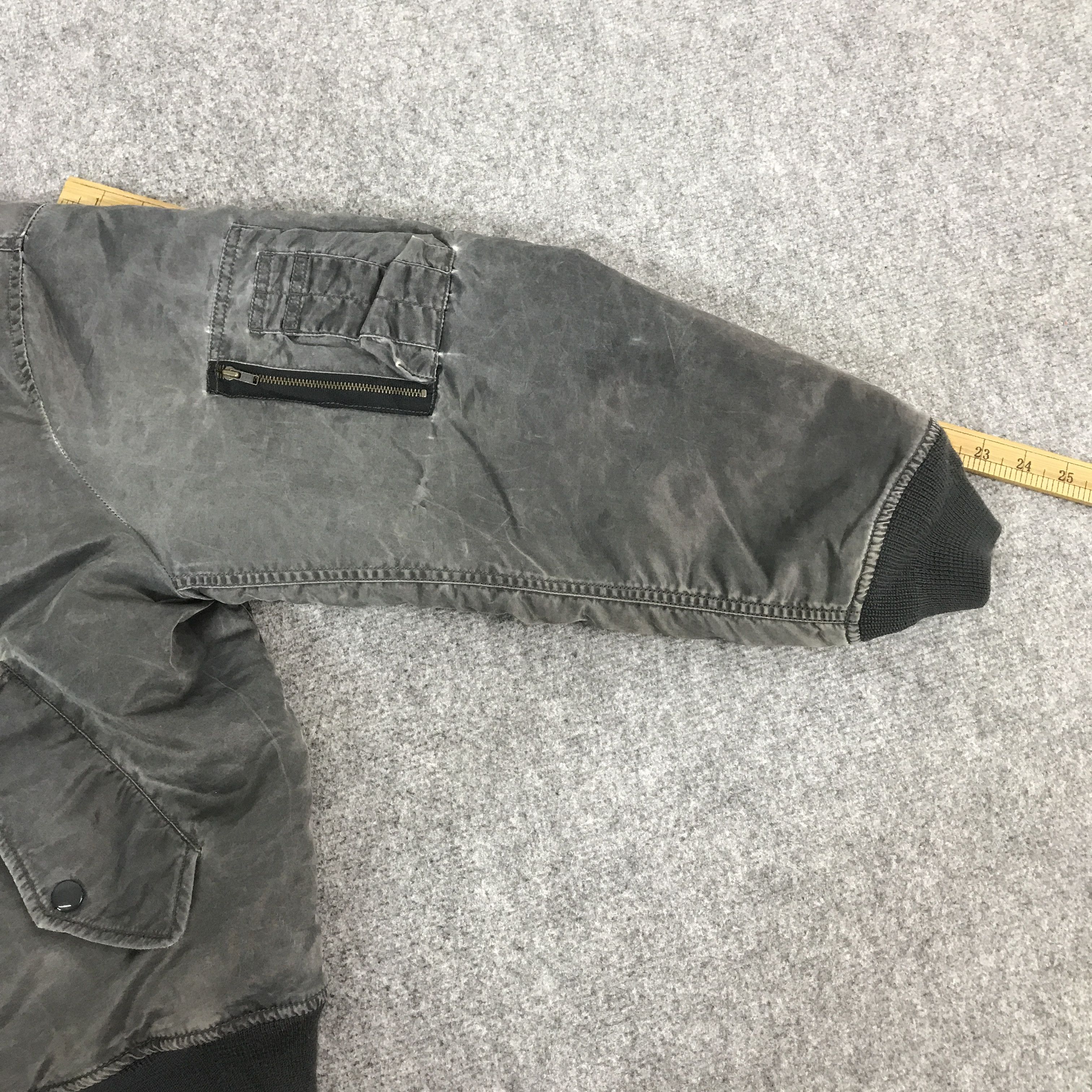 Japanese Brand Vintage air force intermediate Ma-1 Bomber jacket Size US L / EU 52-54 / 3 - 6 Thumbnail