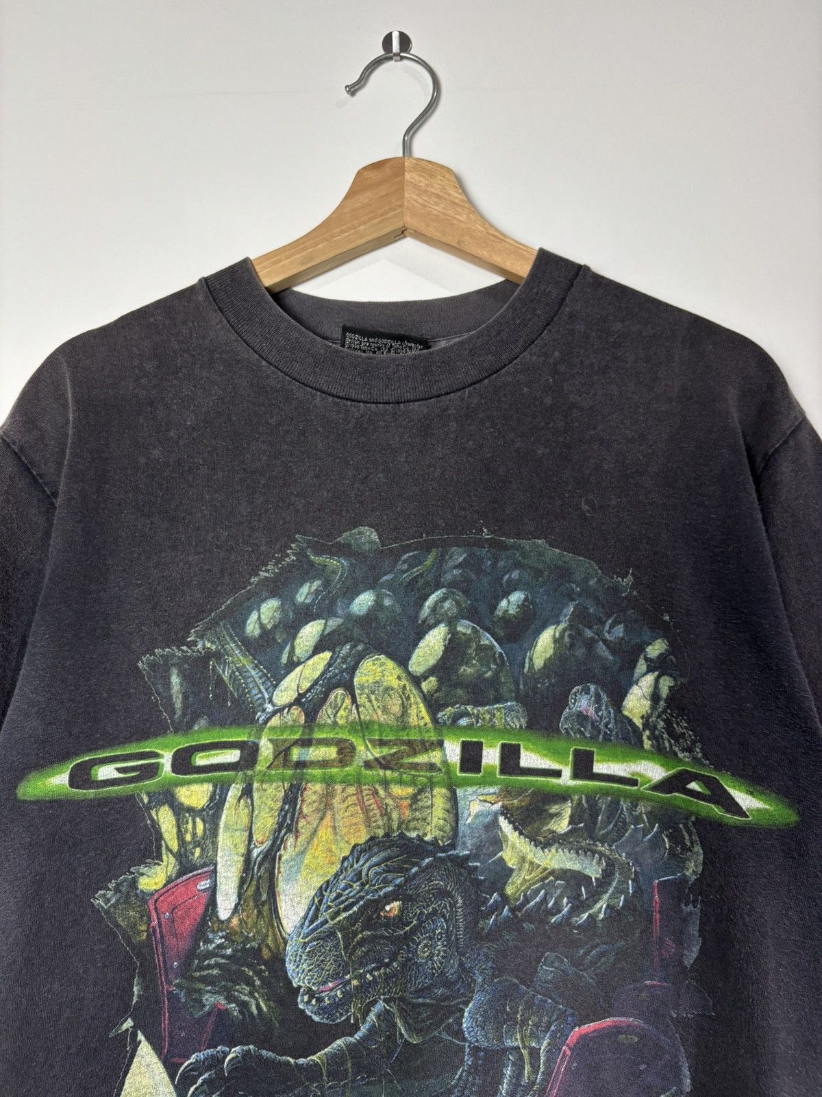 Vintage Vintage 1998 Godzilla movie Size US M / EU 48-50 / 2 - 2 Thumbnail