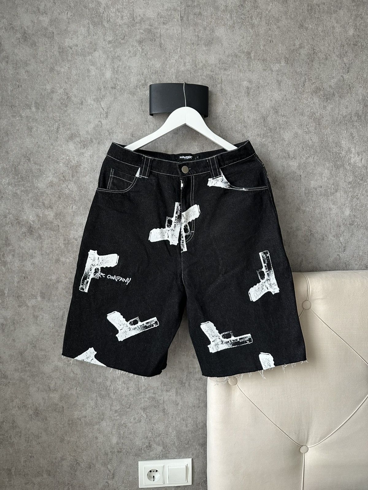 Other Sort company GLOCK 100% Rap shorts Size US 30 / EU 46 - 2 Thumbnail
