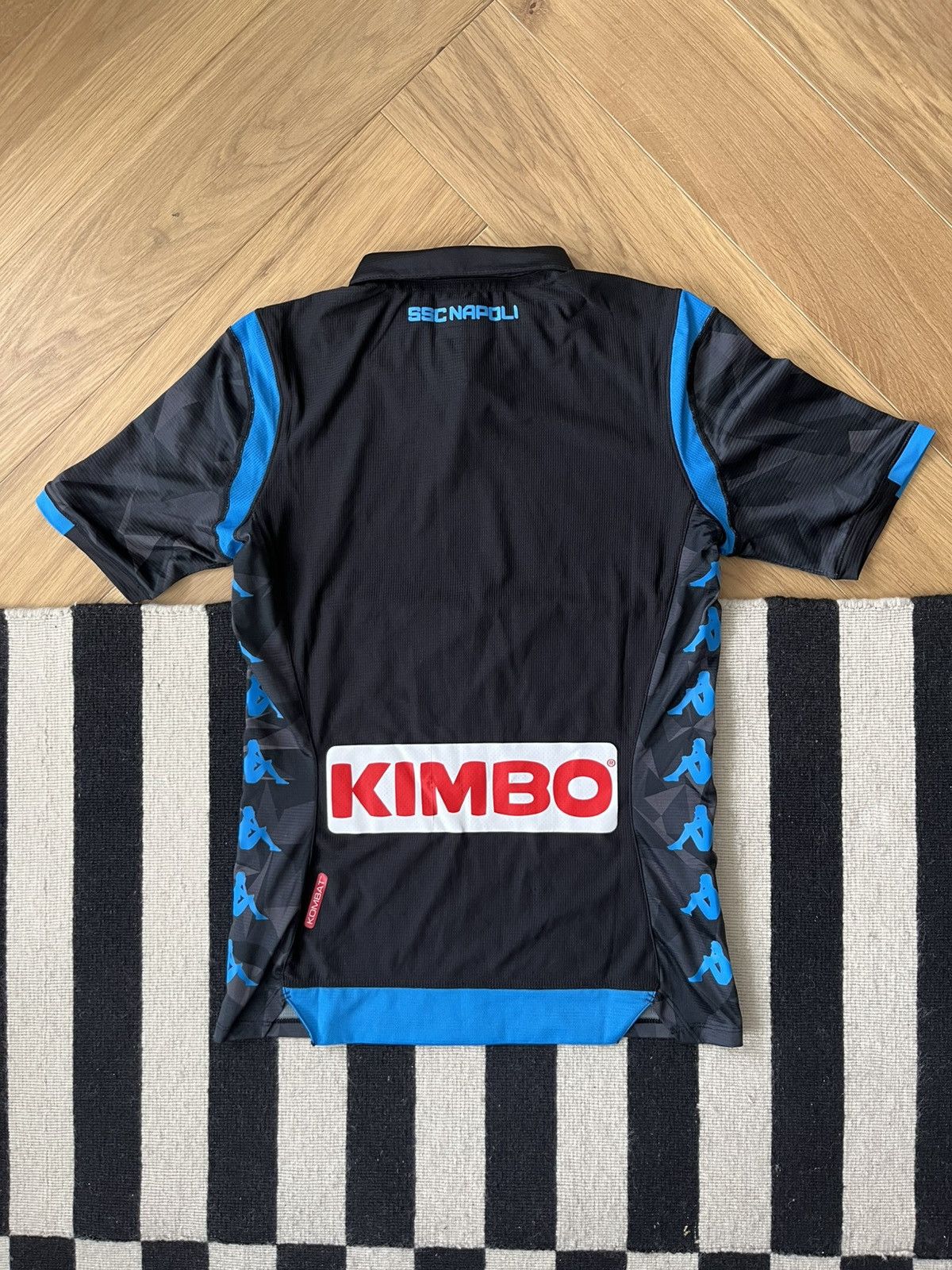 Kappa Kappa 2018/19 Napoli Authentic Away Shirt Size S Size US S / EU 44-46 / 1 - 7 Thumbnail