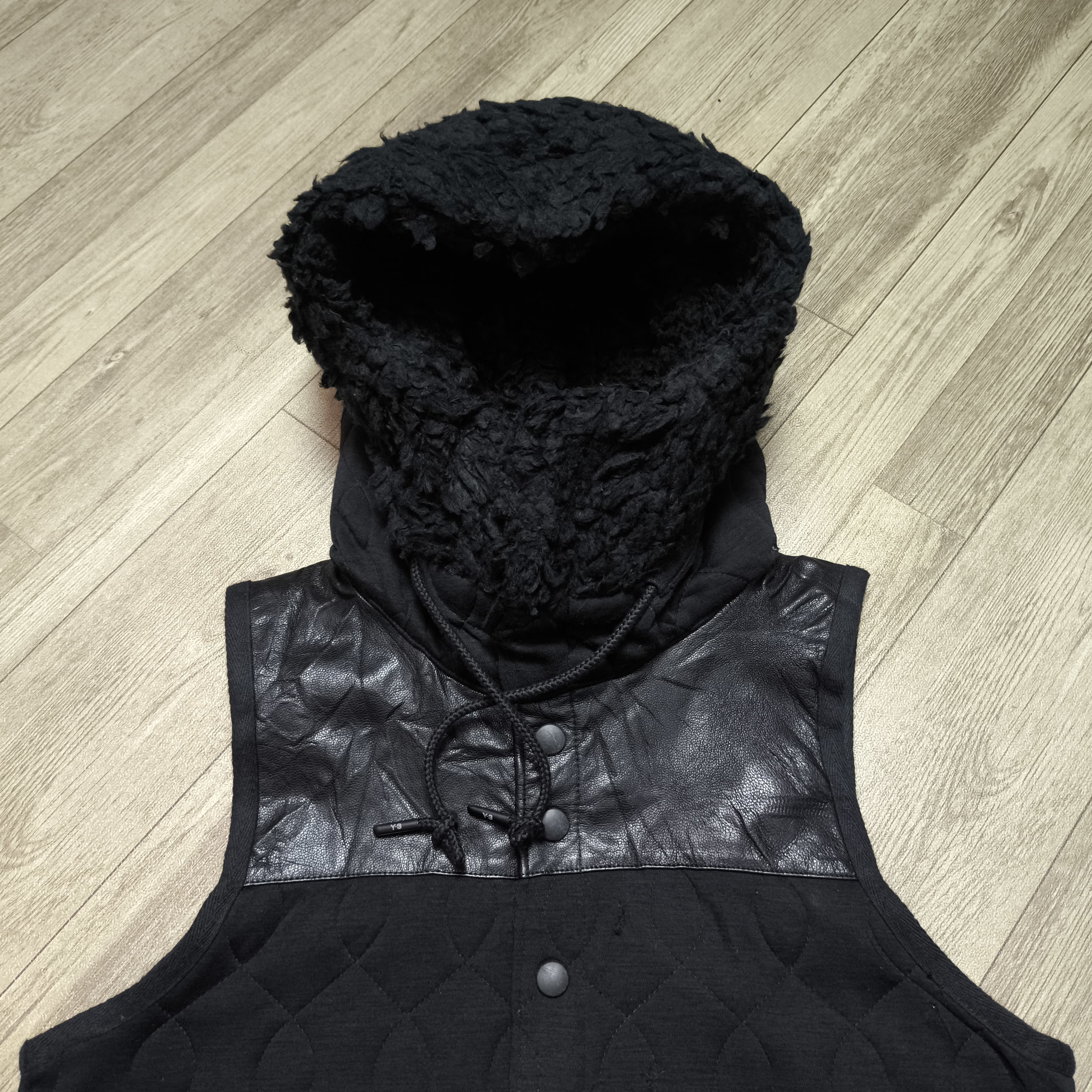Yohji Yamamoto Y-3 Yohji Yamamoto Quilted Gilet Black Size US S / EU 44-46 / 1 - 3 Thumbnail