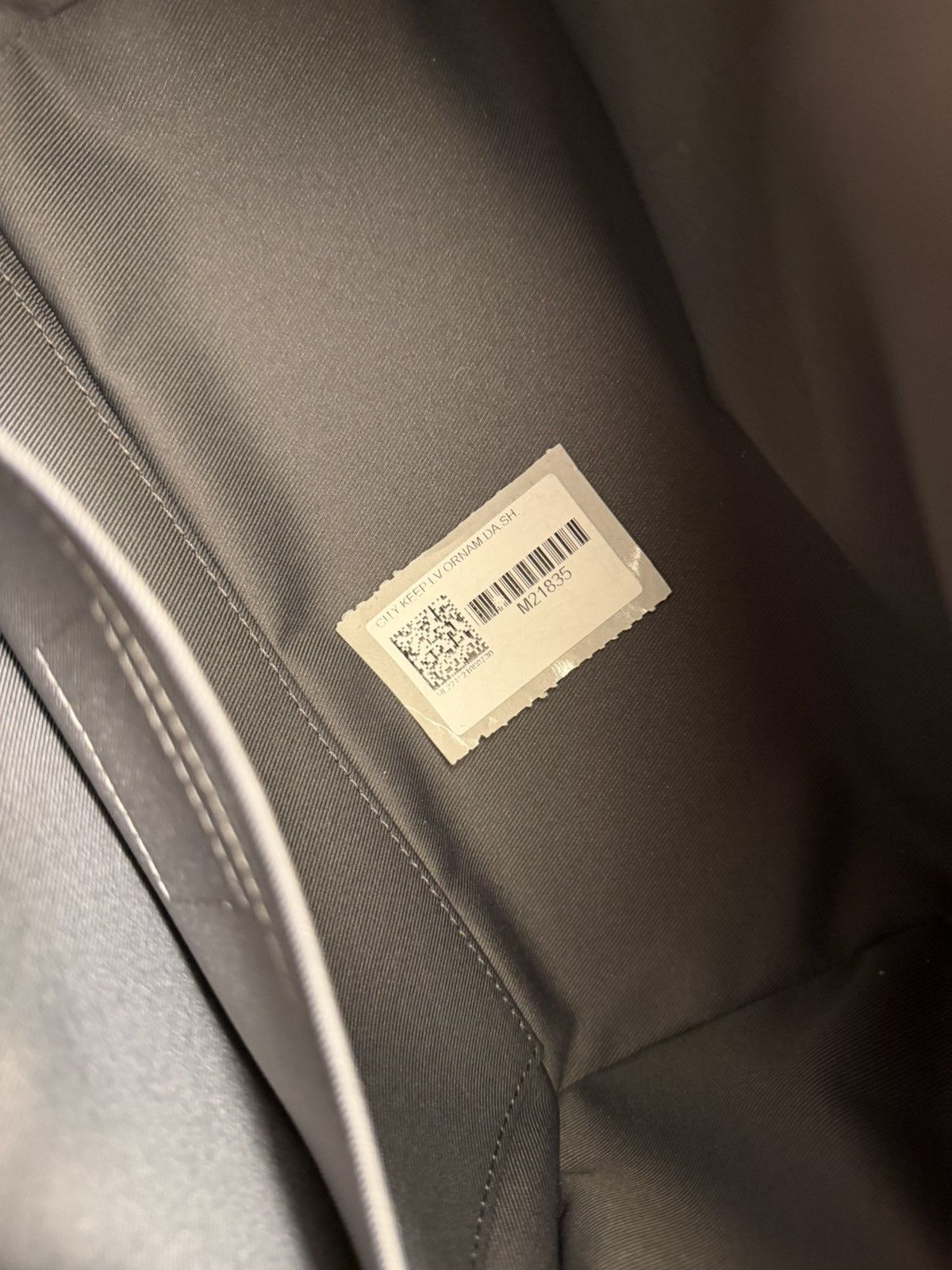 Louis Vuitton Louis Vuitton City Keepall Size ONE SIZE - 9 Thumbnail