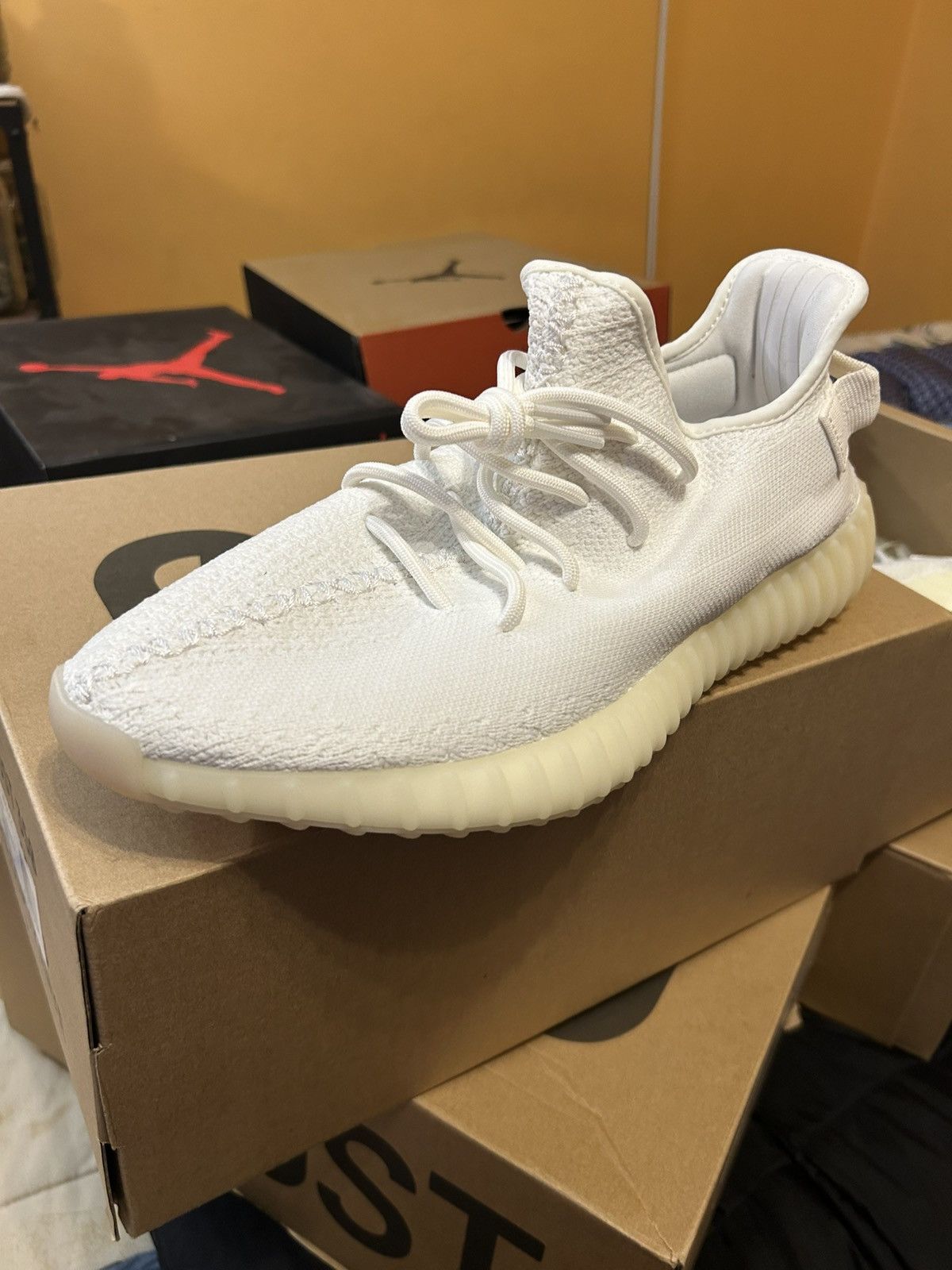 Adidas Yeezy 350 white cream NEW Size US 11 / EU 44 - 2 Thumbnail