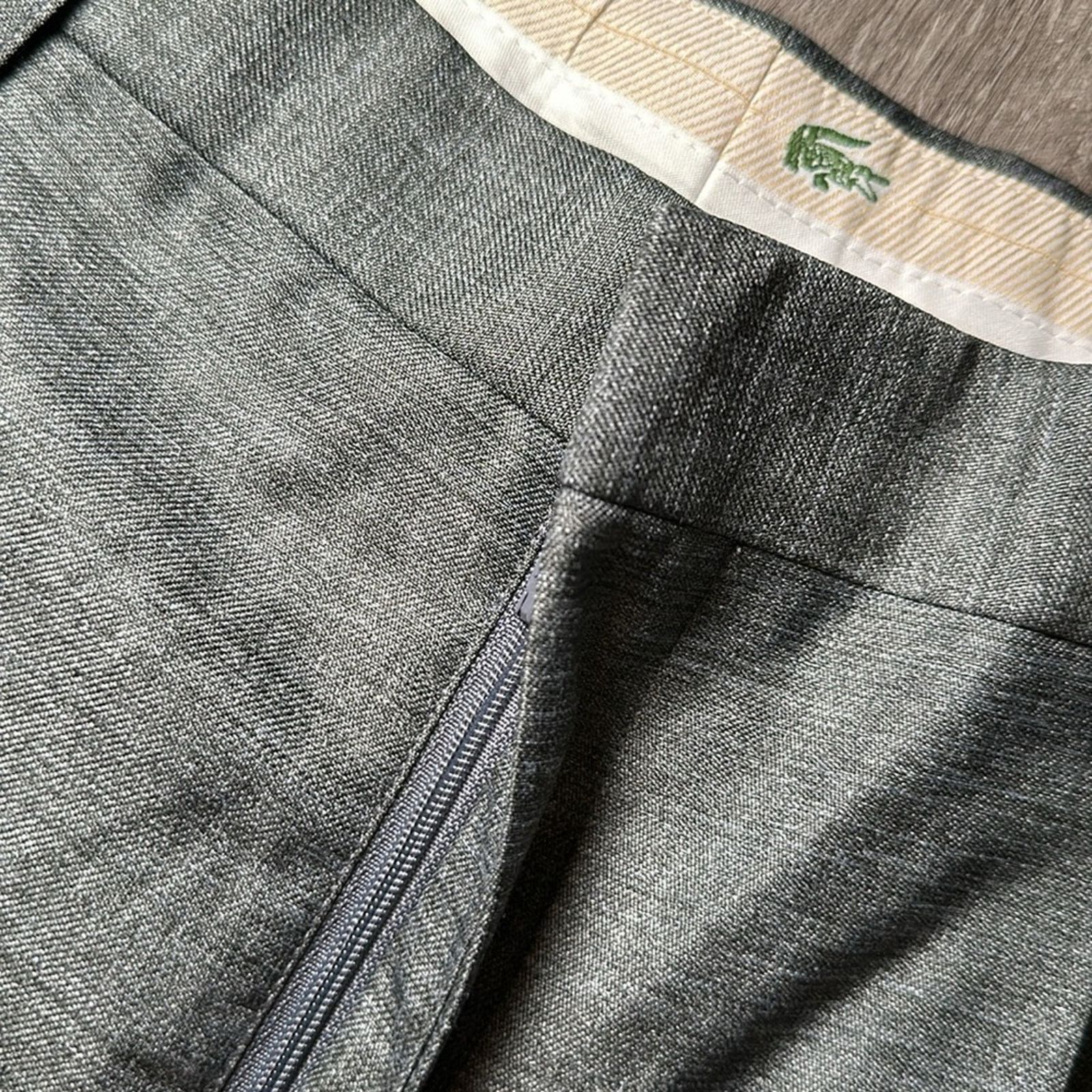 Lacoste Lacoste Pleated Dress Pants - 35x30 Size US 35 - 7 Thumbnail