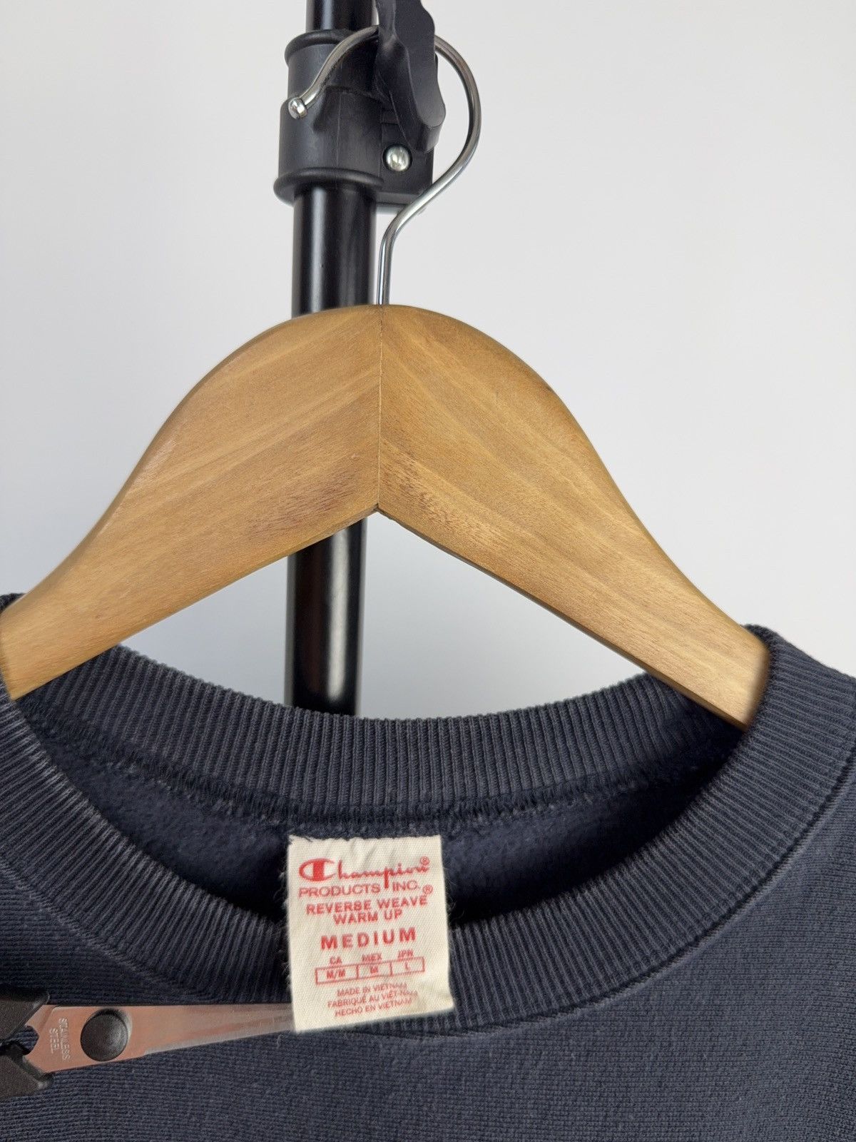 Champion × Vintage Vintage 00s Champion Reverse Navy Crewneck Embroidered USA Size US M / EU 48-50 / 2 - 5 Thumbnail