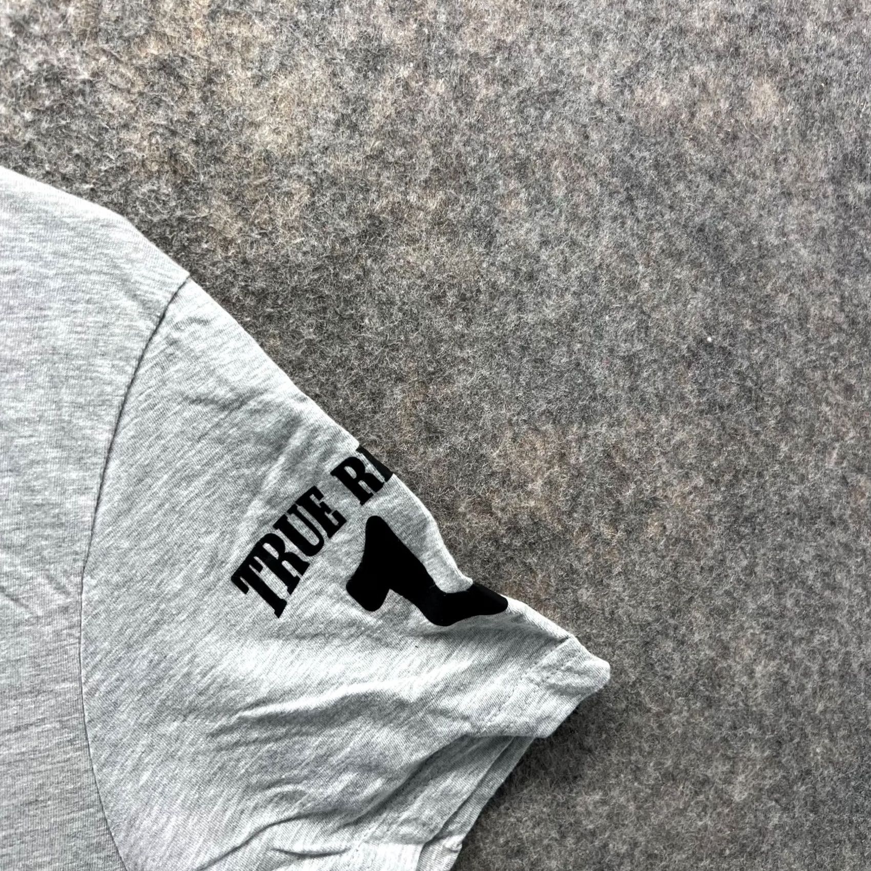 True Religion True Religion Shirt Men Medium Adult Gray Black Casual Tee Crewneck Horse Shoe Size US M / EU 48-50 / 2 - 5 Thumbnail