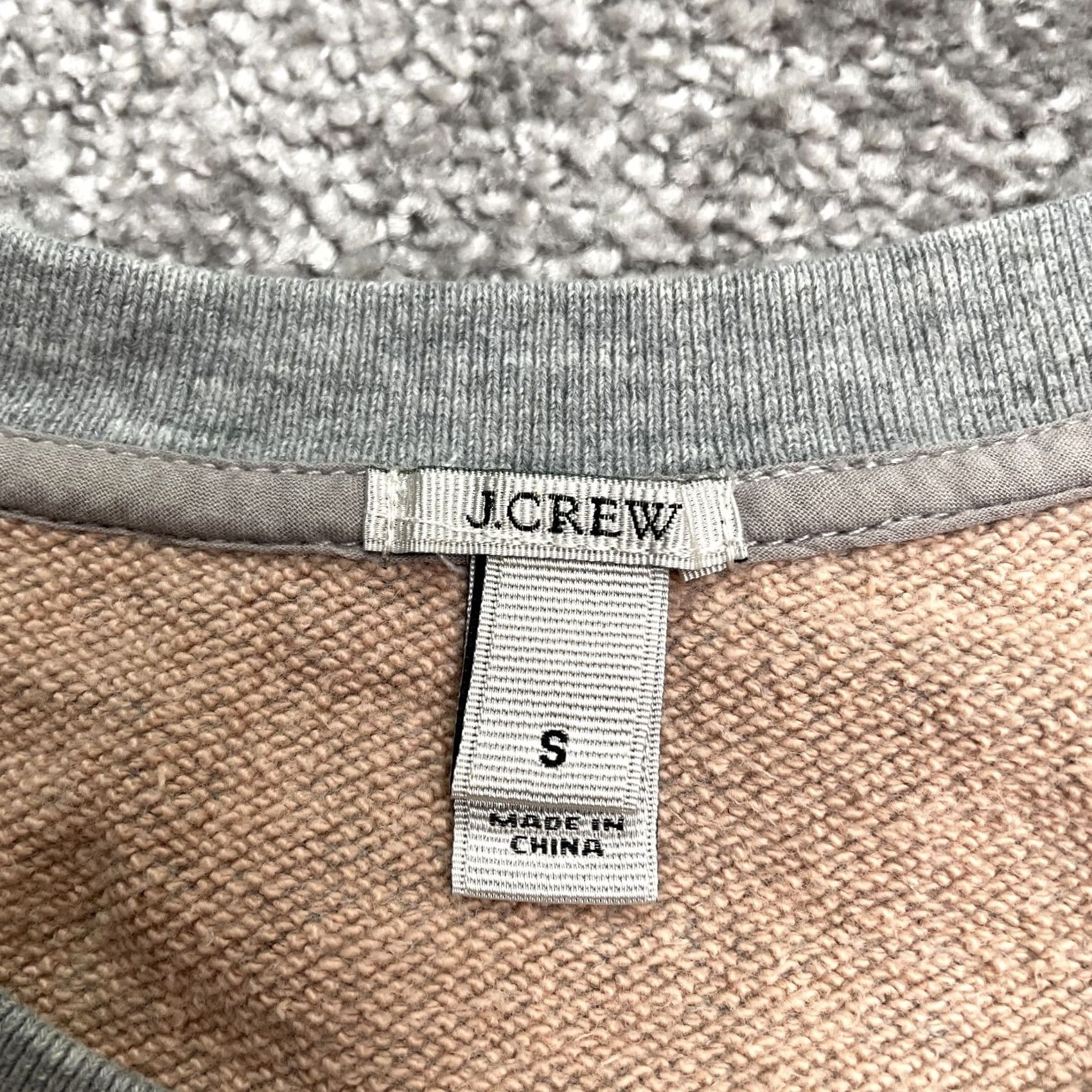 J.Crew J. Crew Paisley Pullover Sweatshirt Womens Small Gray White Cotton Casual Crew Neck Raglan Sleeve All Seasons Size S / US 4 / IT 40 - 4 Thumbnail