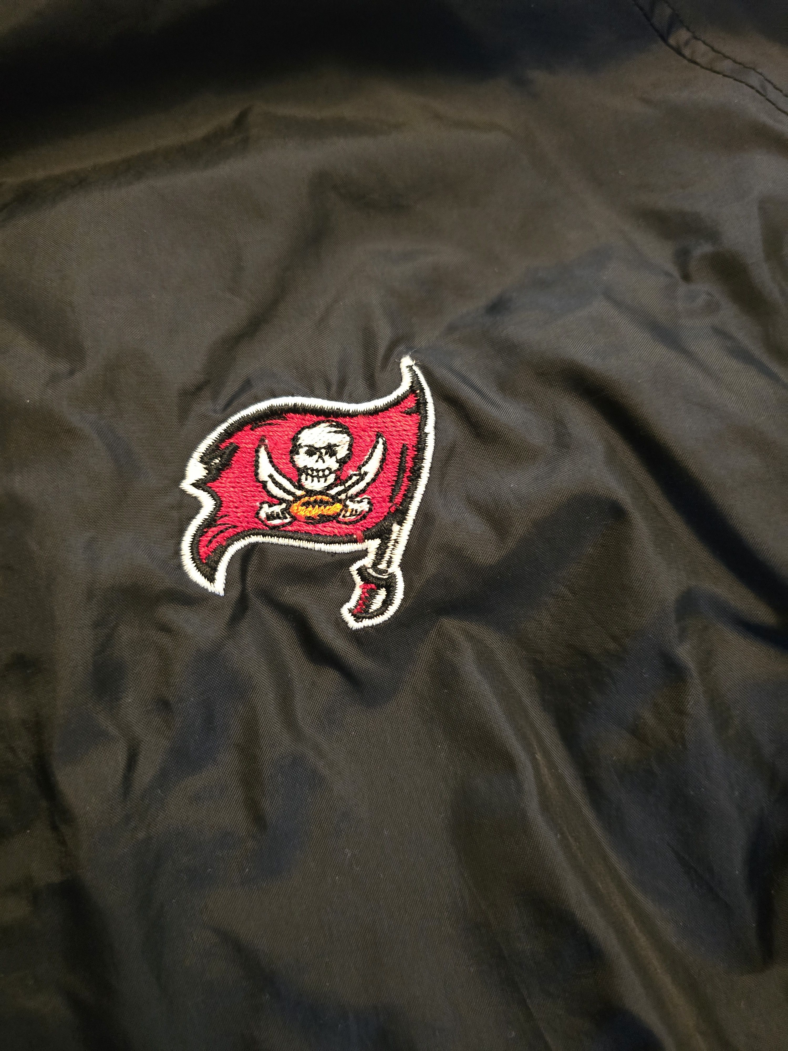 Vintage Vintage Tampa Bay Buccaneers Windbreaker Zippered Jacket XL Size US XL / EU 56 / 4 - 3 Thumbnail