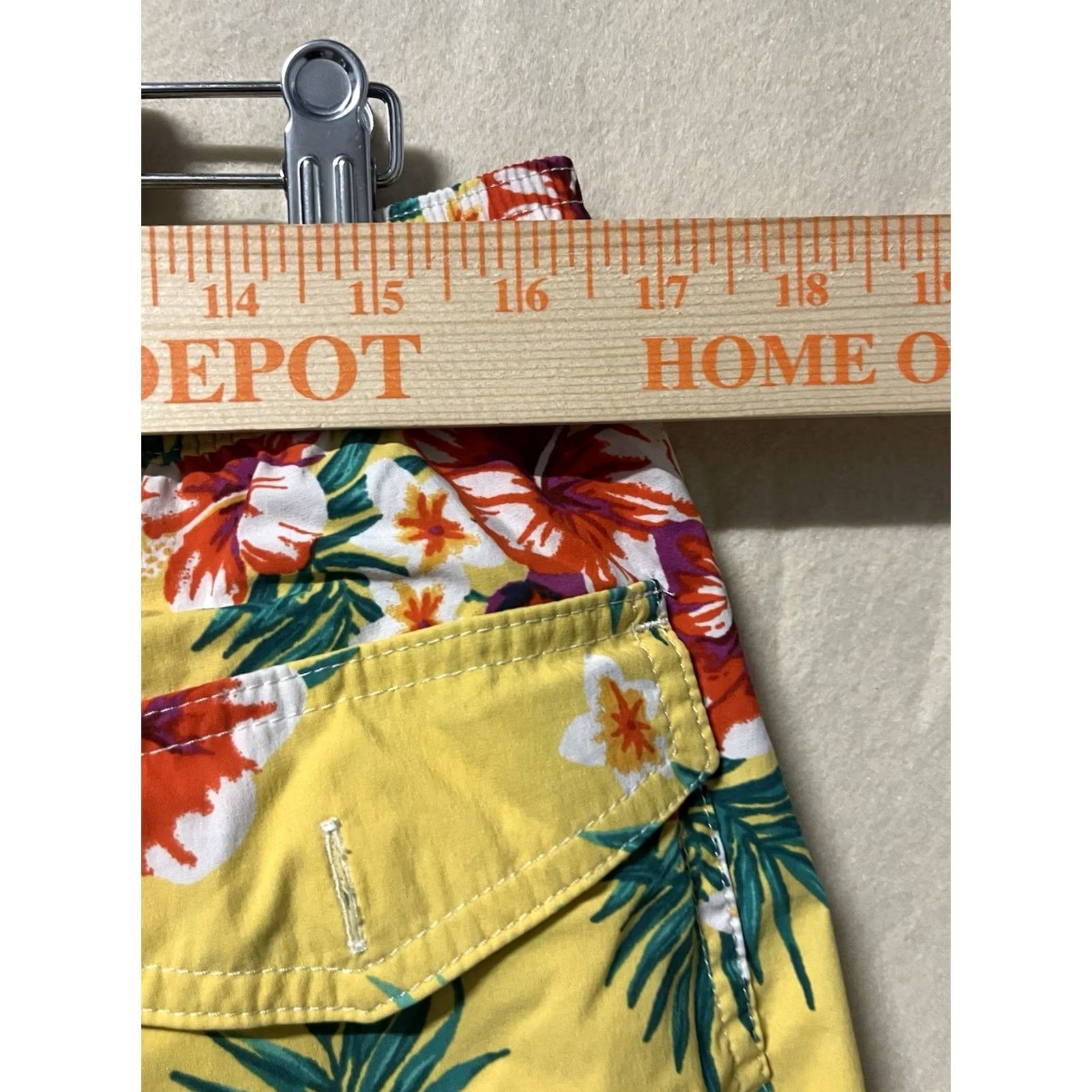 J.Crew J Crew Board Shorts Mens Large Yellow Floral Hawaiian Lined Size US 33 - 3 Thumbnail