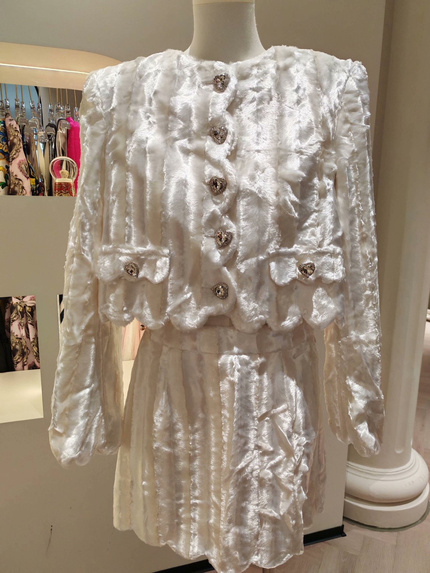 Other Diana Vevina White Velvet Set Size 32" / US 10 / IT 46 - 1 Thumbnail