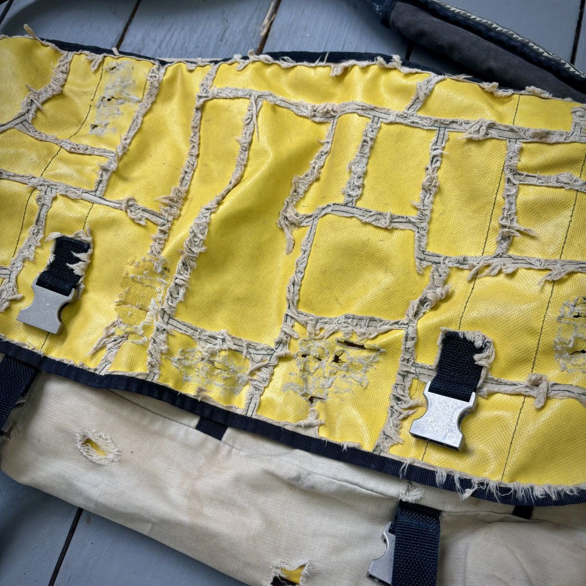 Undercover UC x Madsaki AW2005 Scab Distressed Messenger Bag Size ONE SIZE - 2 Thumbnail