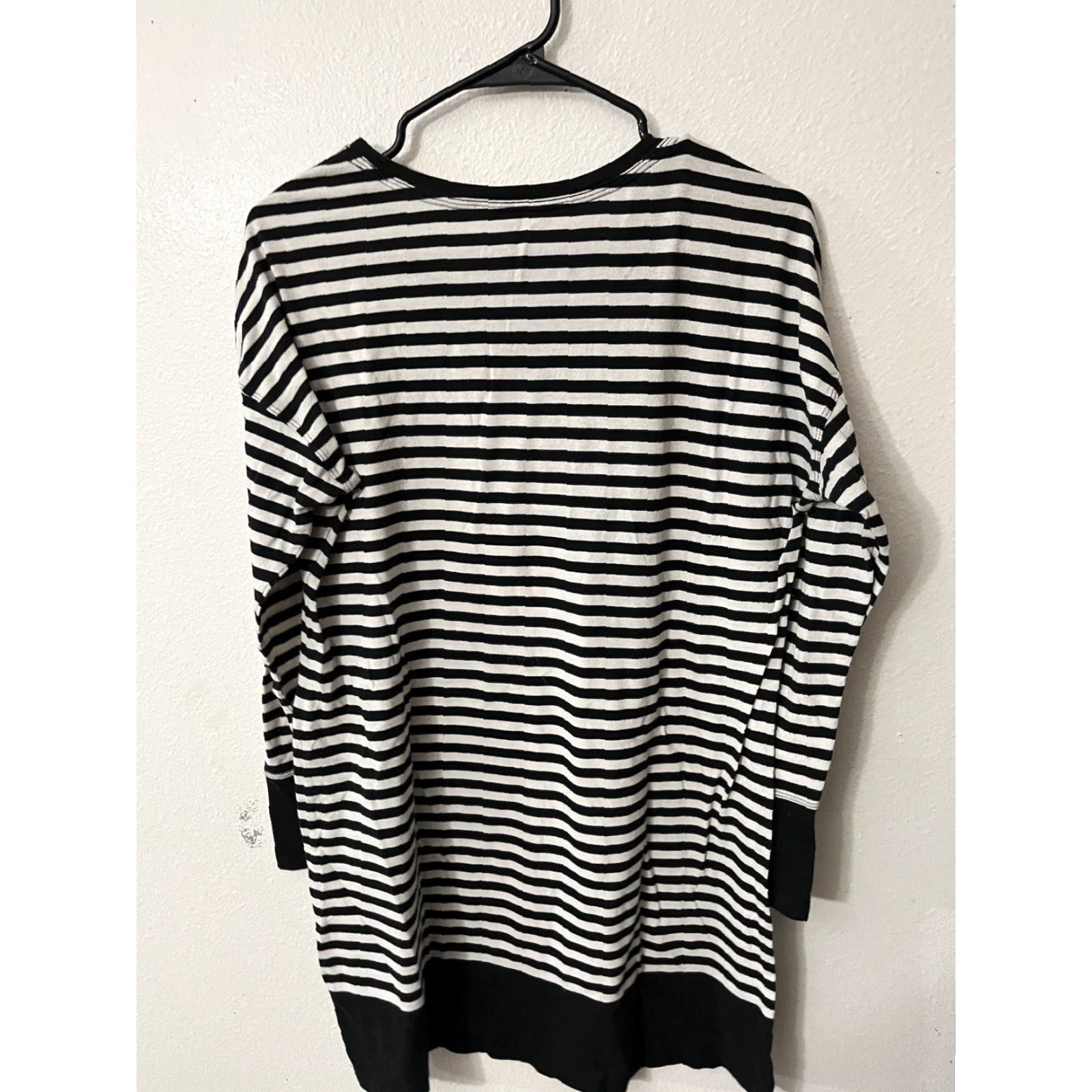Victoria's Secret VINTAGE Victoria's Secret Pajama Top Womens Small Black & White Striped Long Sleeve Button Up Metal Size S / US 4 / IT 40 - 4 Thumbnail