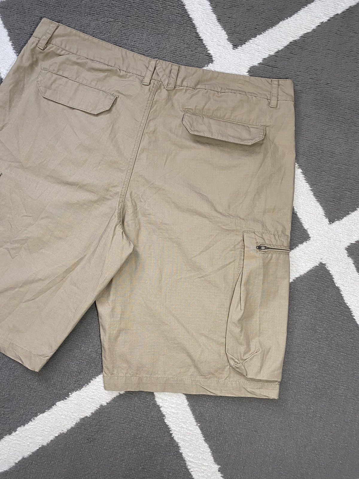 Nike × Vintage Vintage 00’s Y2K Nike Cargo Shorts Beige brand new ACG Size US 38 / EU 54 - 6 Thumbnail