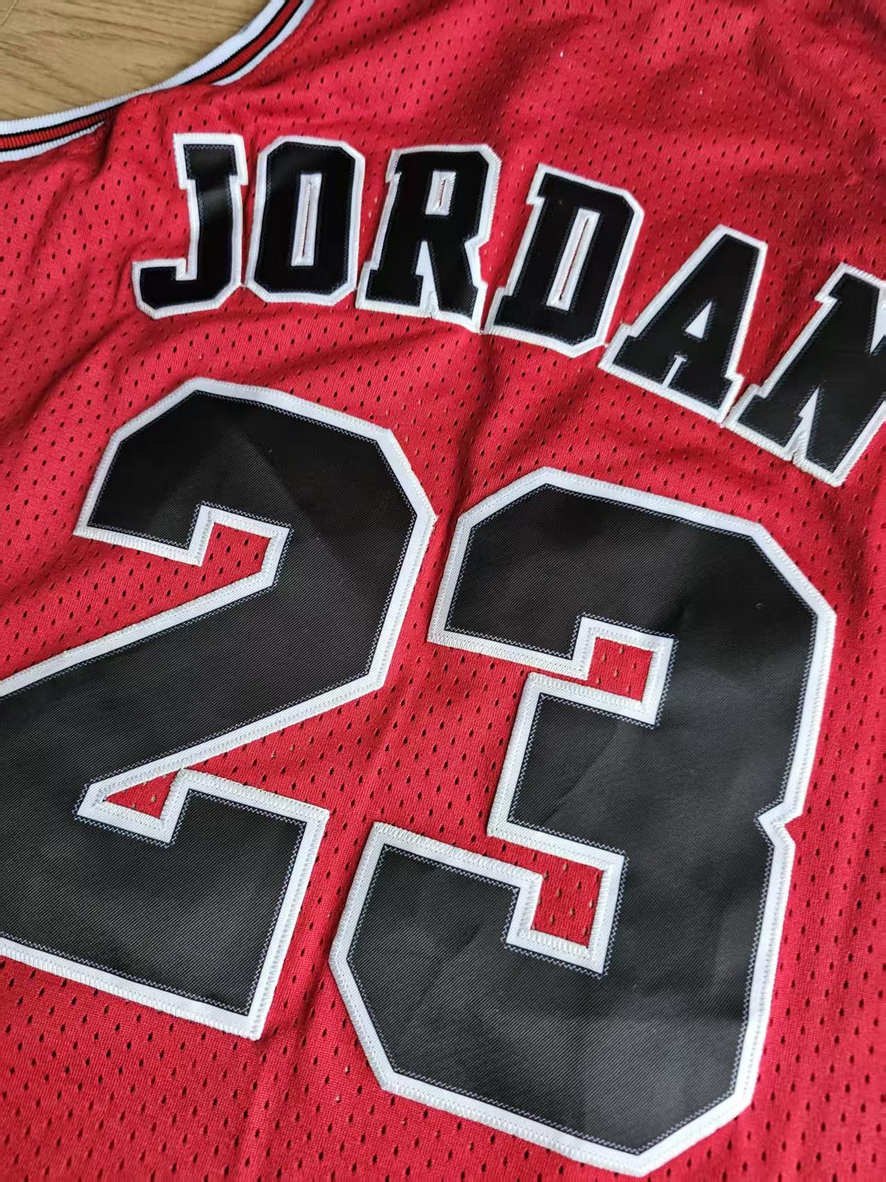 NBA Bulls #23 Michael Jordan Jersey Size US XL / EU 56 / 4 - 3 Thumbnail