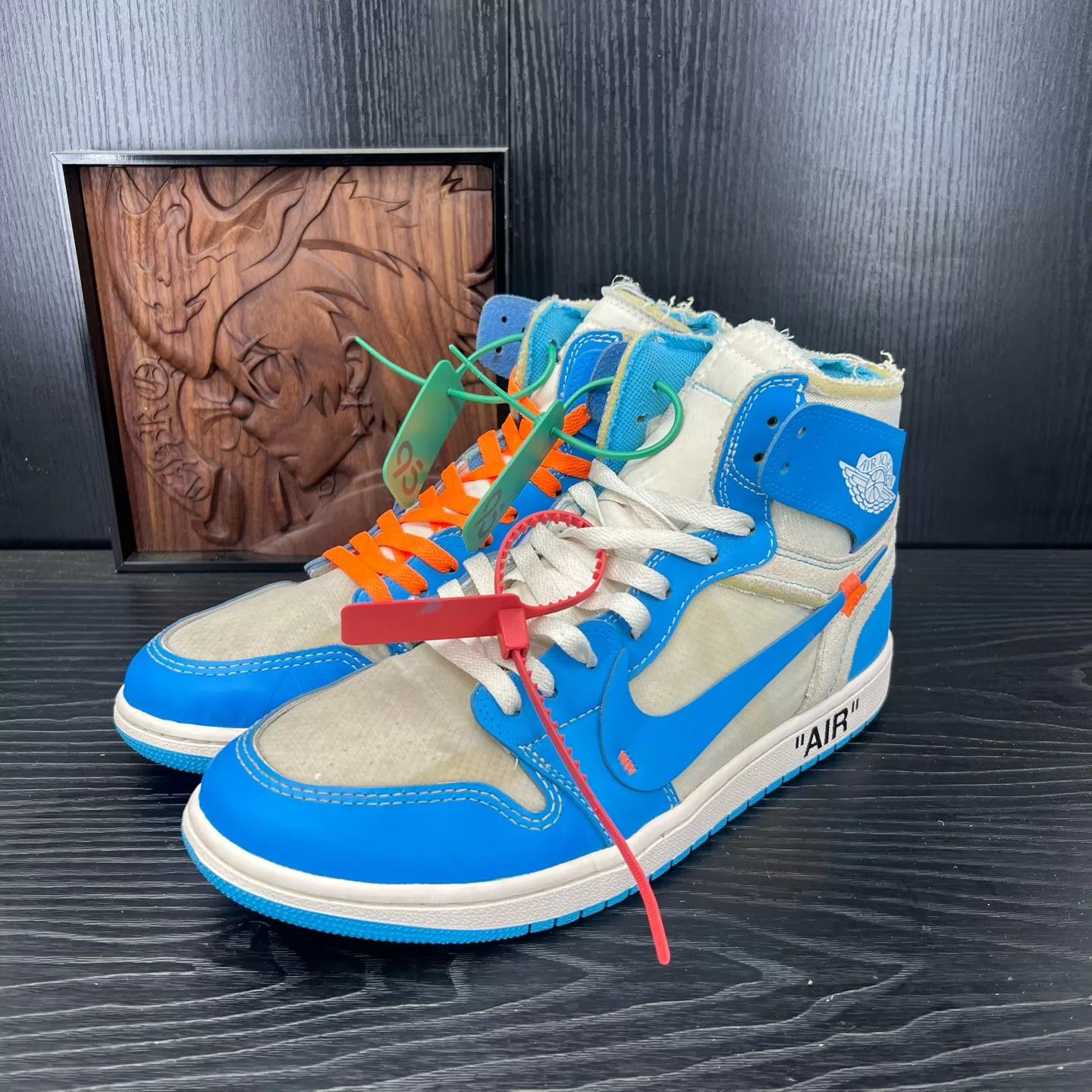 Chanel OW x Air Jordan 1 University Blue 44.5 Near Mint Size US 10.5 / EU 43-44 - 1 Thumbnail