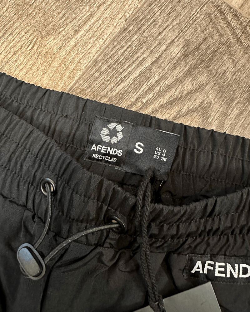 Afends NWT Afends - Pala Recycled Nylon Spray Shorts Black - Small Size 27" / US 4 / IT 40 - 4 Thumbnail