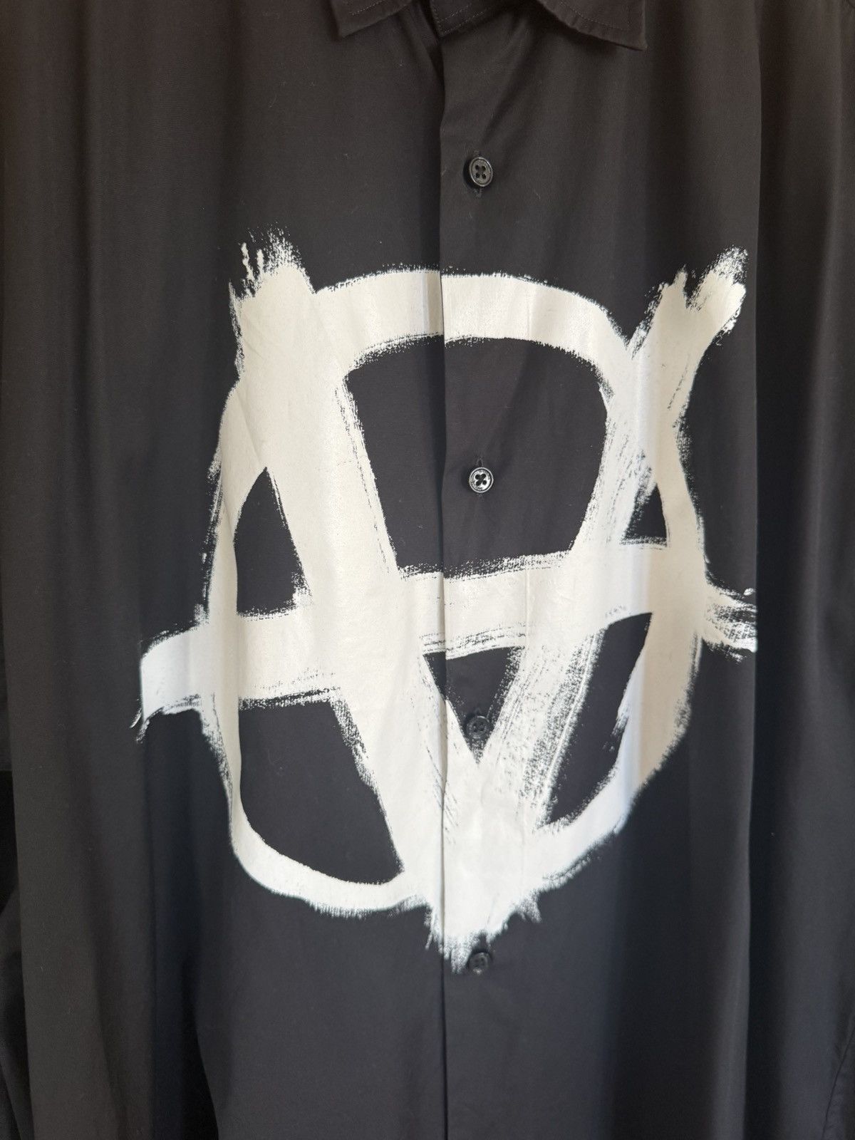 Vetements Vetements double anarchy oversized logo black white shirt Size US S / EU 44-46 / 1 - 11 Thumbnail