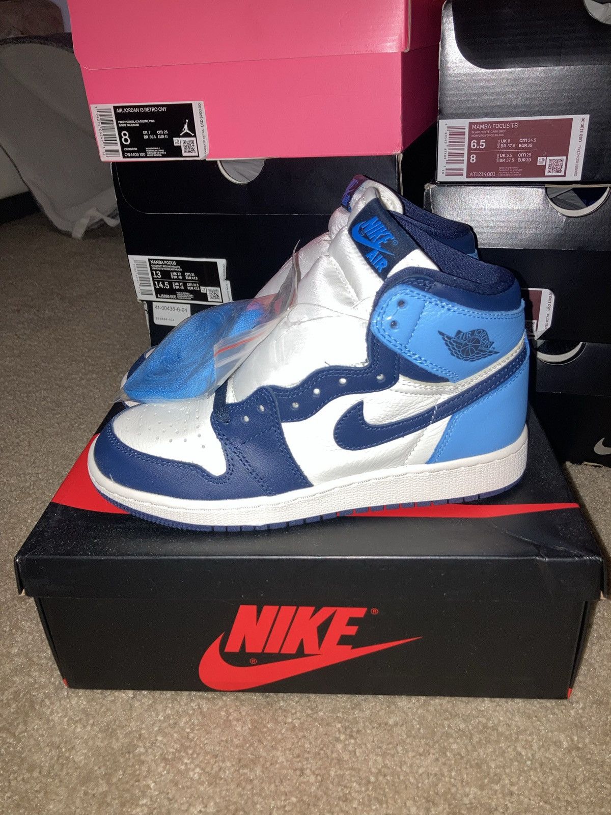Jordan Brand × Supreme AIR JORDAN 1 RETRO HIGH OG GS UNC OBSIDIAN🛑READ DESCRIPTION🛑 Size US 5 / EU 37 - 11 Thumbnail