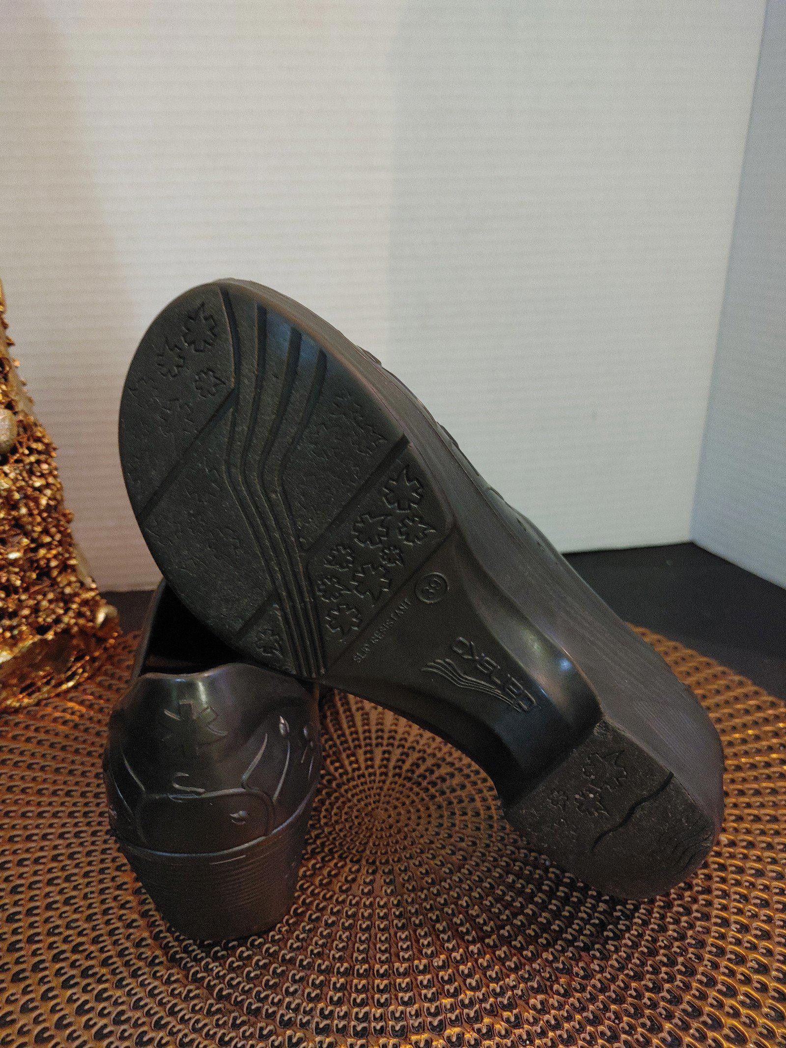 Designer Dansko Pixie Molded EVA Clogs Size 39 Size US 8.5 / IT 38.5 - 7 Thumbnail