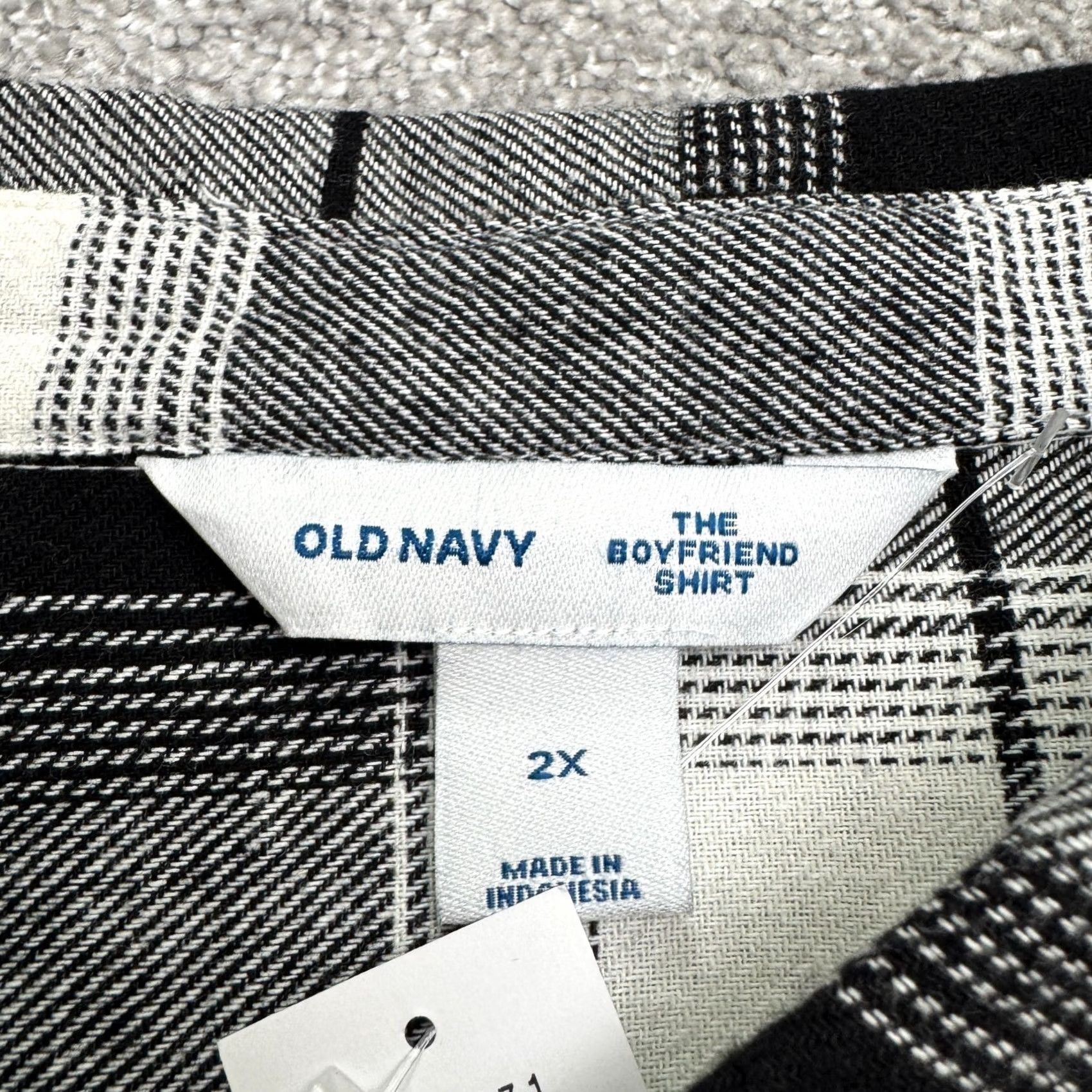 Old Navy VINTAGE Old Navy Shirt Plaid 2XL Black White Buffalo Button-Up Womens Plus Boyfriend Flannel Short Description Size XXL / US 16-18 / IT 52-54 - 5 Thumbnail