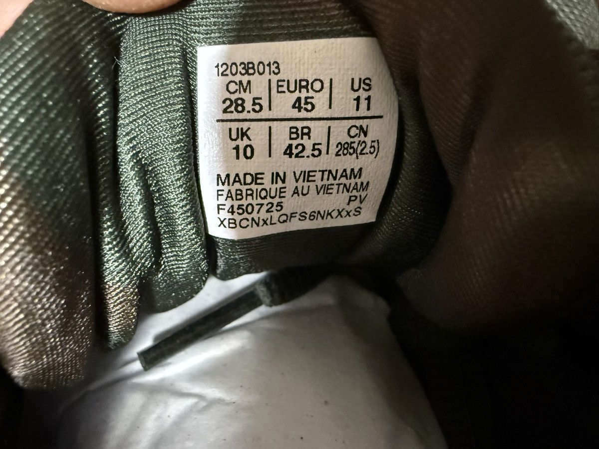 Asics × Kith × Marvel Comics Marvel Capcom Kith ASICS GEL-KAYANO 12.1 Cap America Guile Size US 11 / EU 44 - 12 Thumbnail