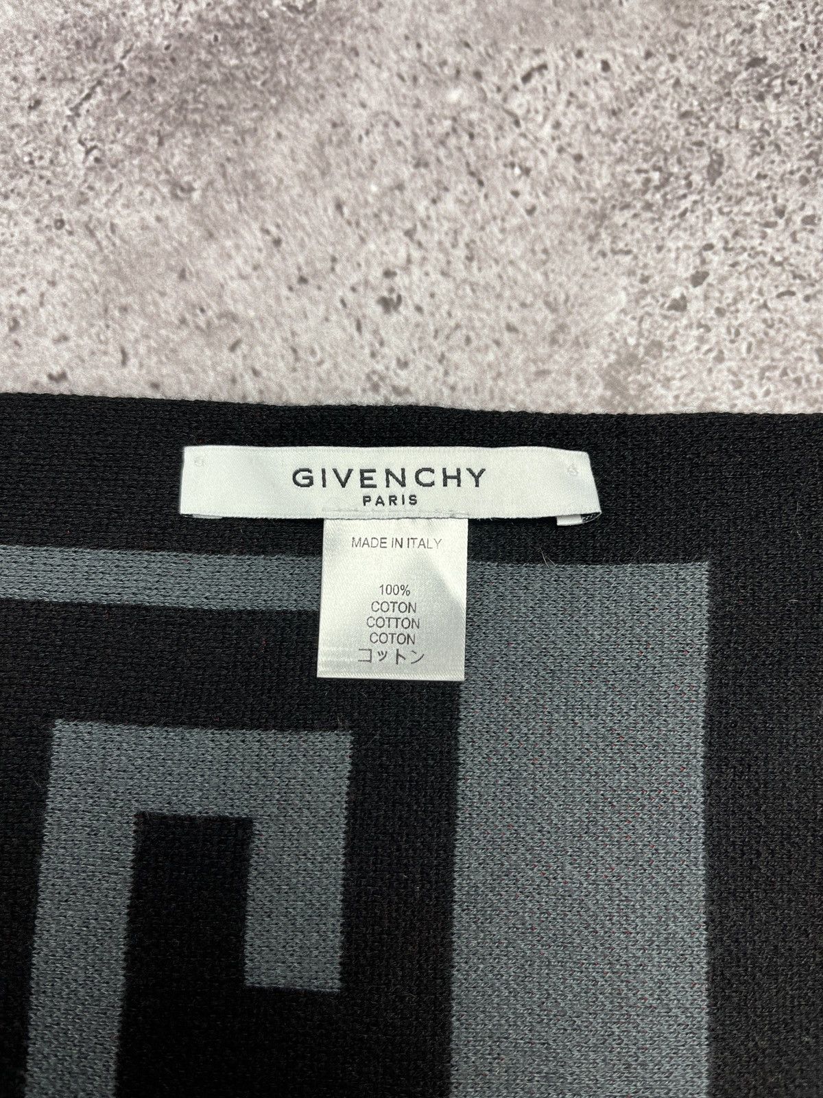 Givenchy GIVENCHY Black & Red & Gray Logo Scarf UNISEX Size ONE SIZE - 5 Thumbnail