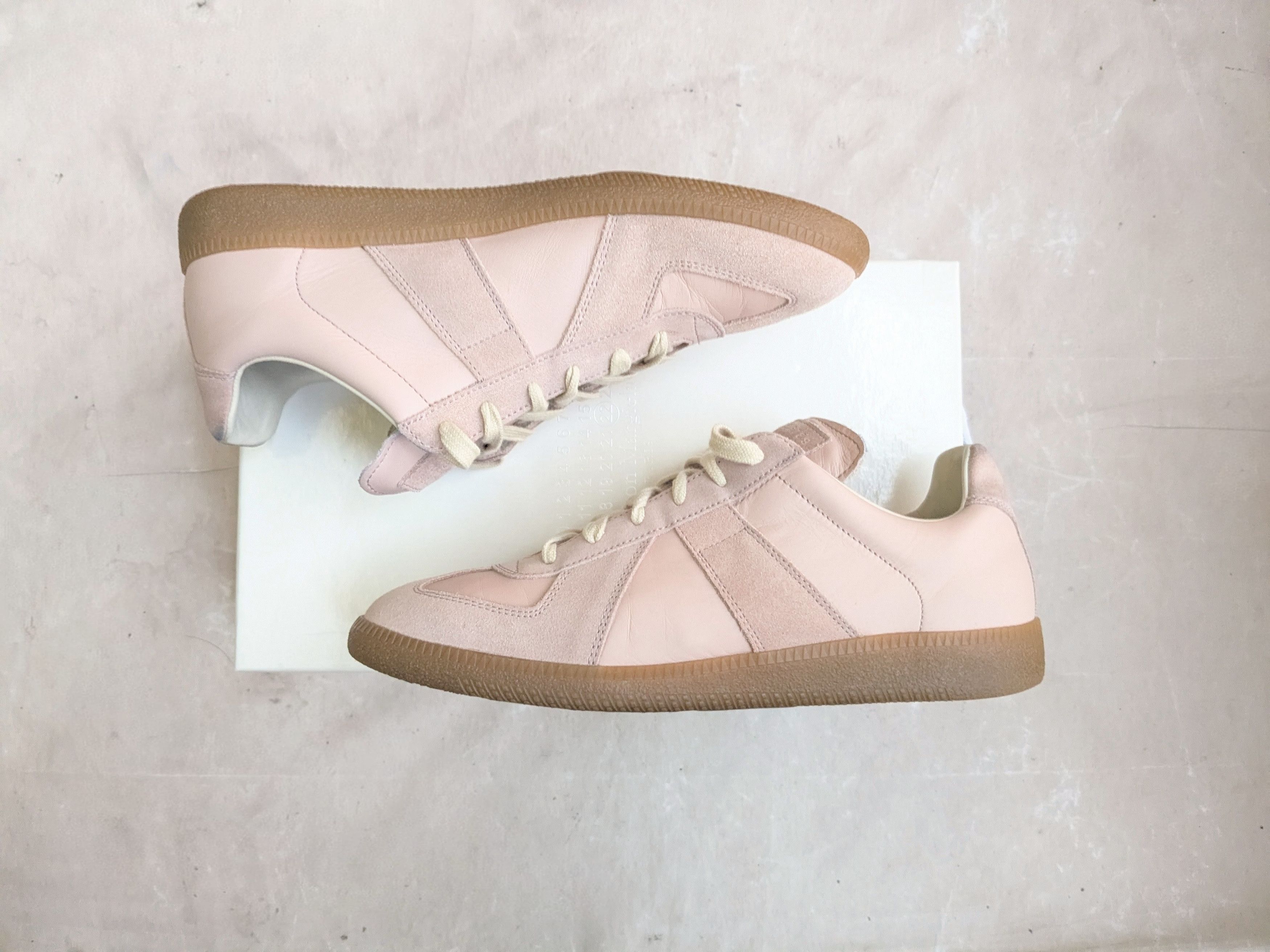 Maison Margiela Maison Margiela GAT Replica Pink 7 40 Low Tops Gum Size US 7 / EU 40 - 1 Thumbnail