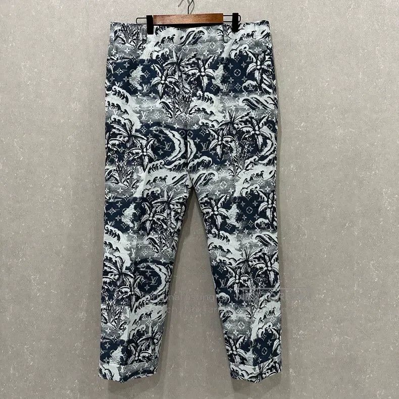 Louis Vuitton Louis Vuitton size US 52 SS 24 Plant Full Print Zip Pocket Size US 36 / EU 52 - 1 Thumbnail