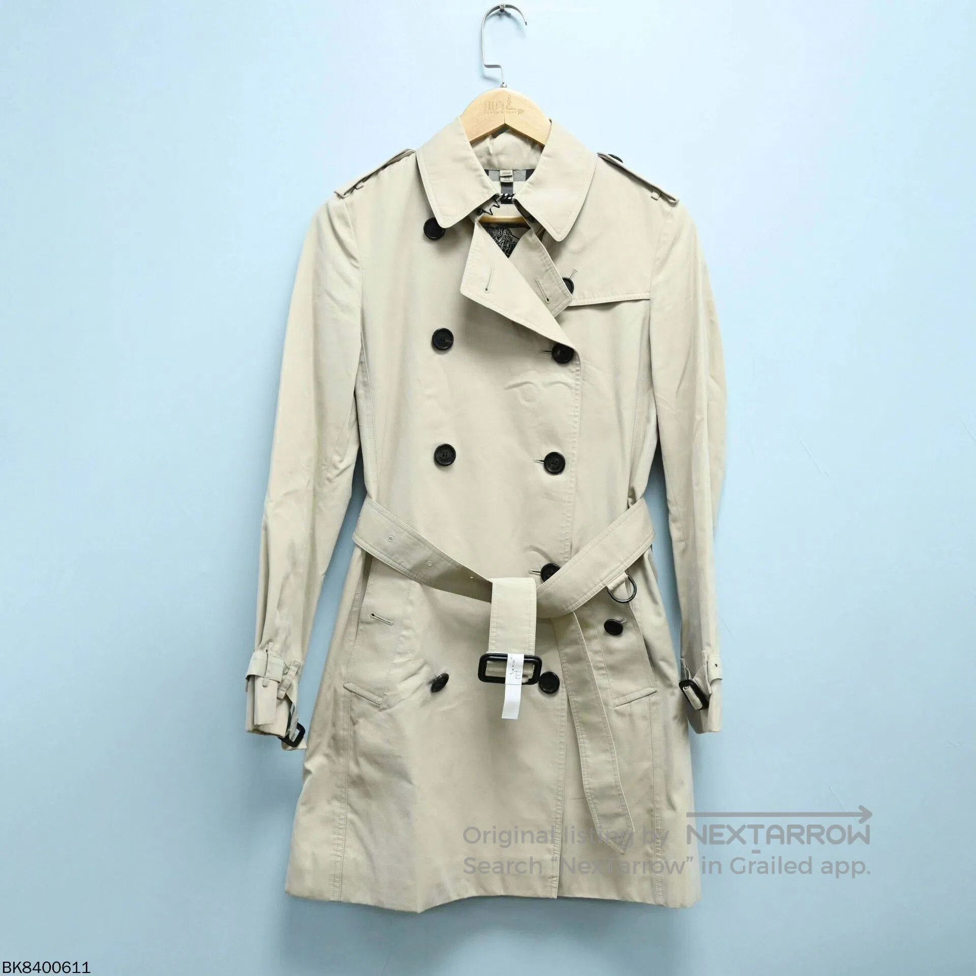 Burberry burberry double-breasted trench coat with belt. Size US M / EU 48-50 / 2 - 1 Thumbnail