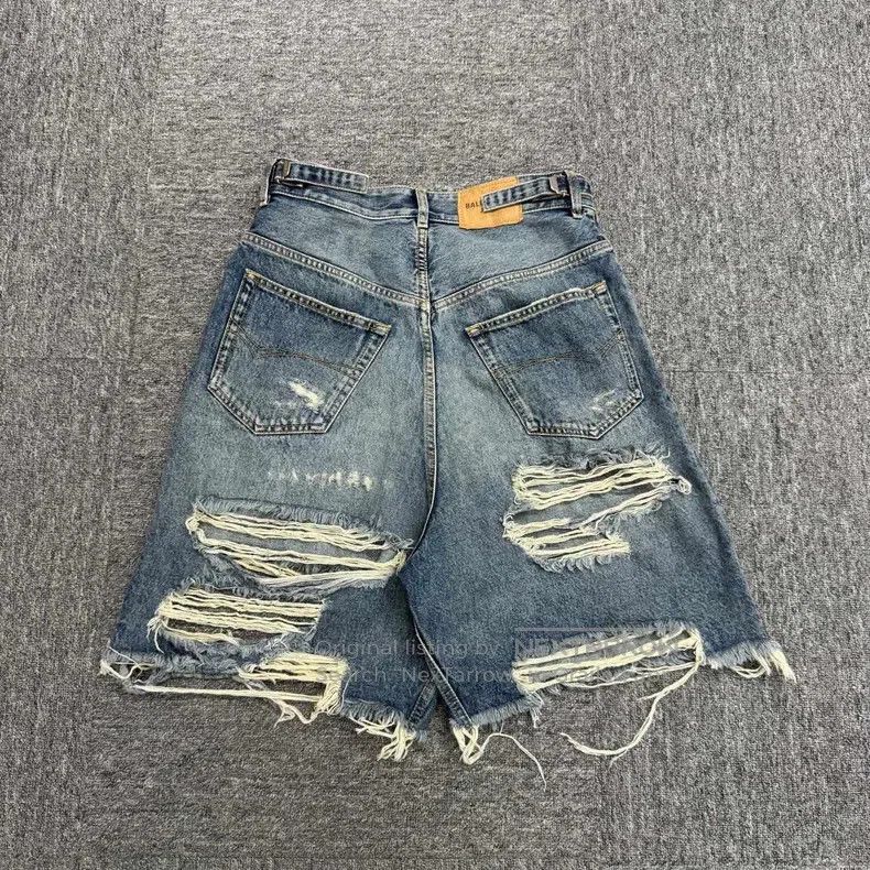Balenciaga Balenciaga size XS Washed distressed slashed denim shorts Size 22" - 5 Thumbnail