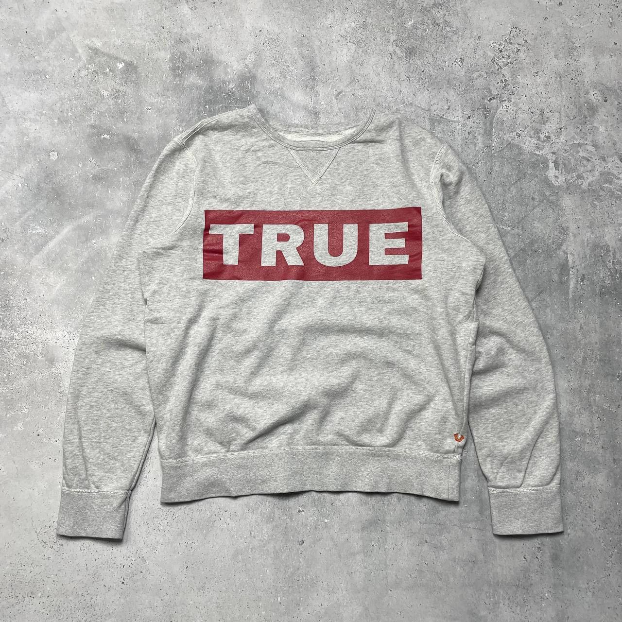 True Religion True Religion Spell-Out Logo Crew Sweatshirt Gray Size XL Size US XL / EU 56 / 4 - 1 Thumbnail