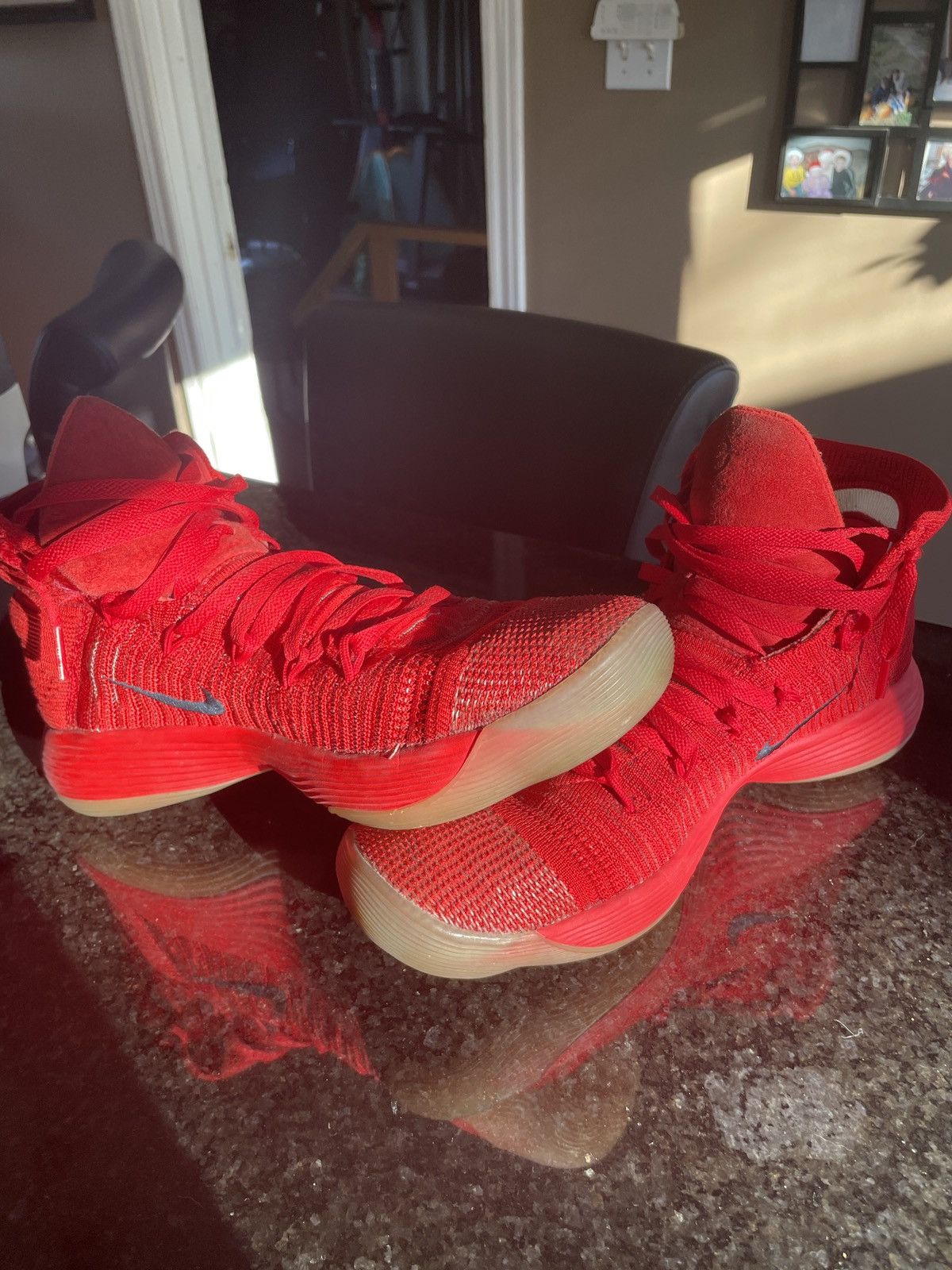Nike Nike Hyperdunk 2017 flyknit university red Size US 12 / EU 45 - 6 Thumbnail