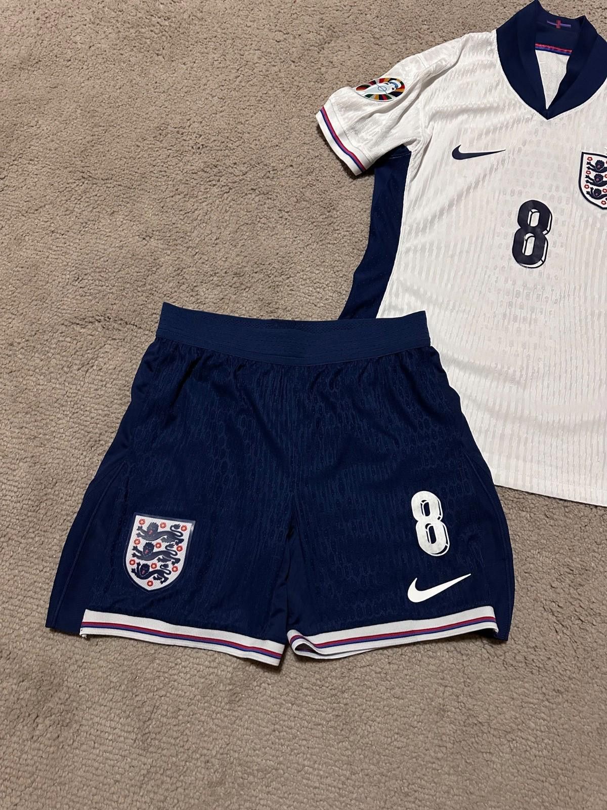 Nike #8 ARNOLD Nike England 2024/25 Home Football Shirt Sz S Size ONE SIZE - 2 Thumbnail