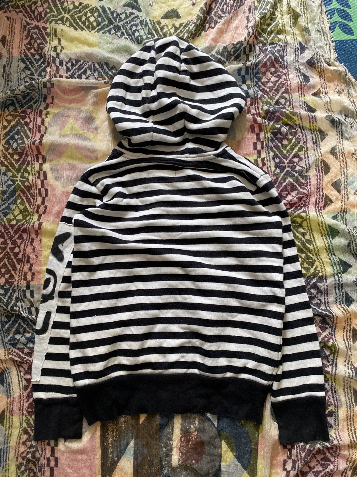 If Six Was Nine × Japanese Brand × Le Grande Bleu (L.G.B.) Nununu emoticon distressed striped hoodie Size US S / EU 44-46 / 1 - 2 Thumbnail