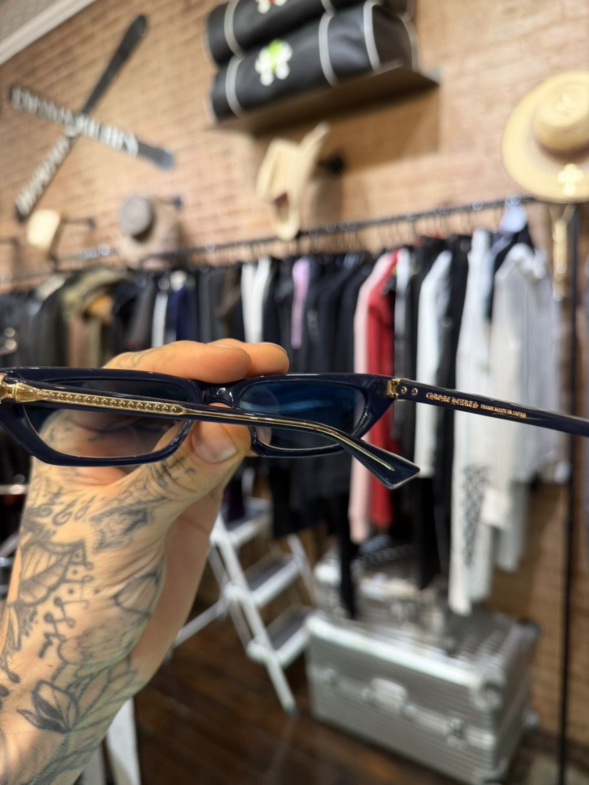 Chrome Hearts Chrome Hearts SLUNTUATION sunglasses RARE GOLD Size ONE SIZE - 6 Thumbnail