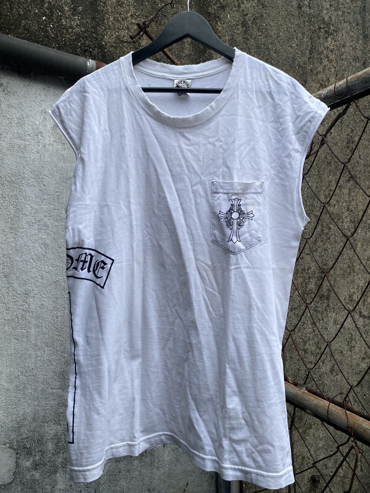 TRASHED - 90s CEMETERY CROSS T BAR CHROME HEARTS TANK TOP