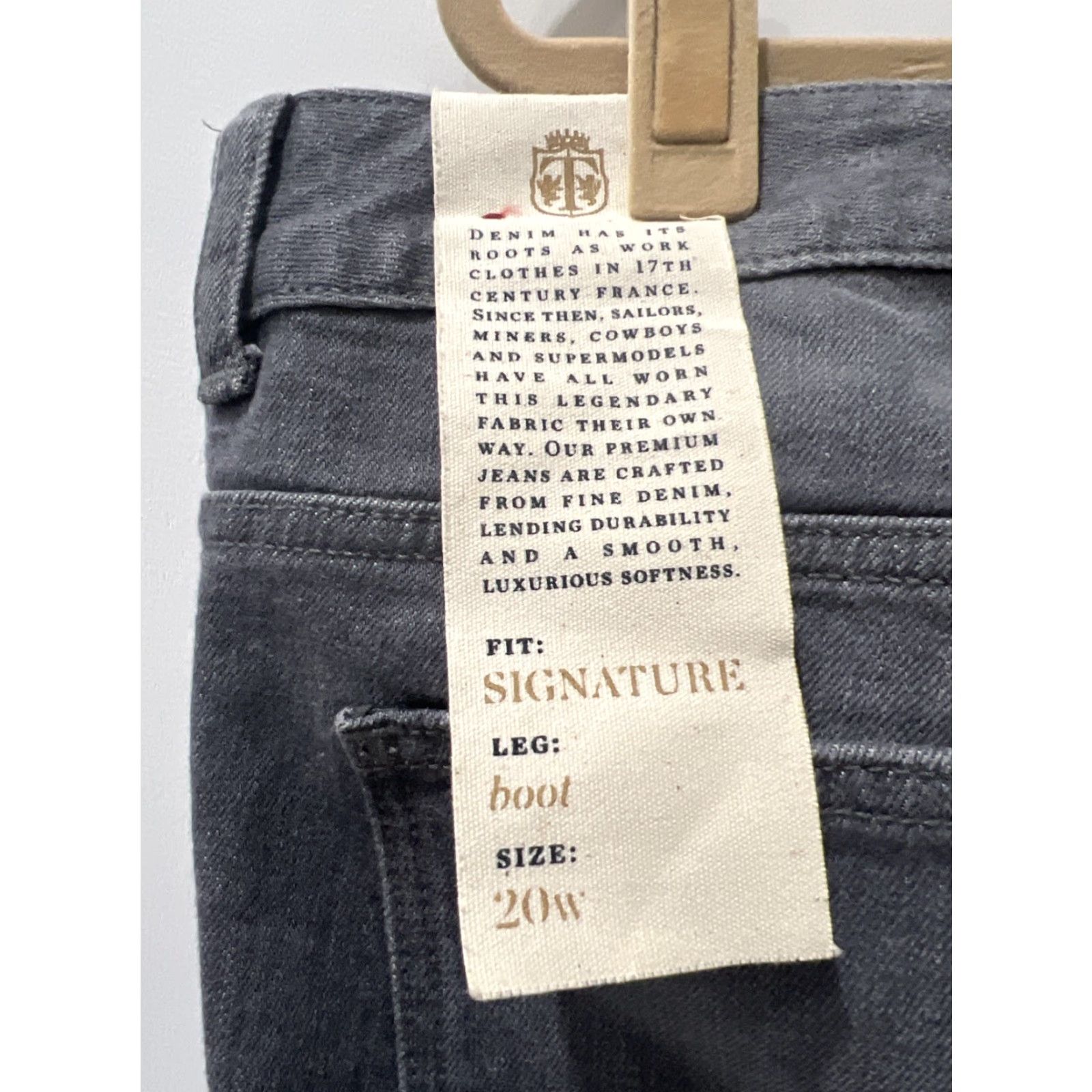 Talbots Talbots Jeans Womans 20W Gray Denim Stretch Straight High Rise 33.5in Inseam Plus Size Jeans Womens Regular/Plus Size Size 42" / US 20 - 3 Thumbnail