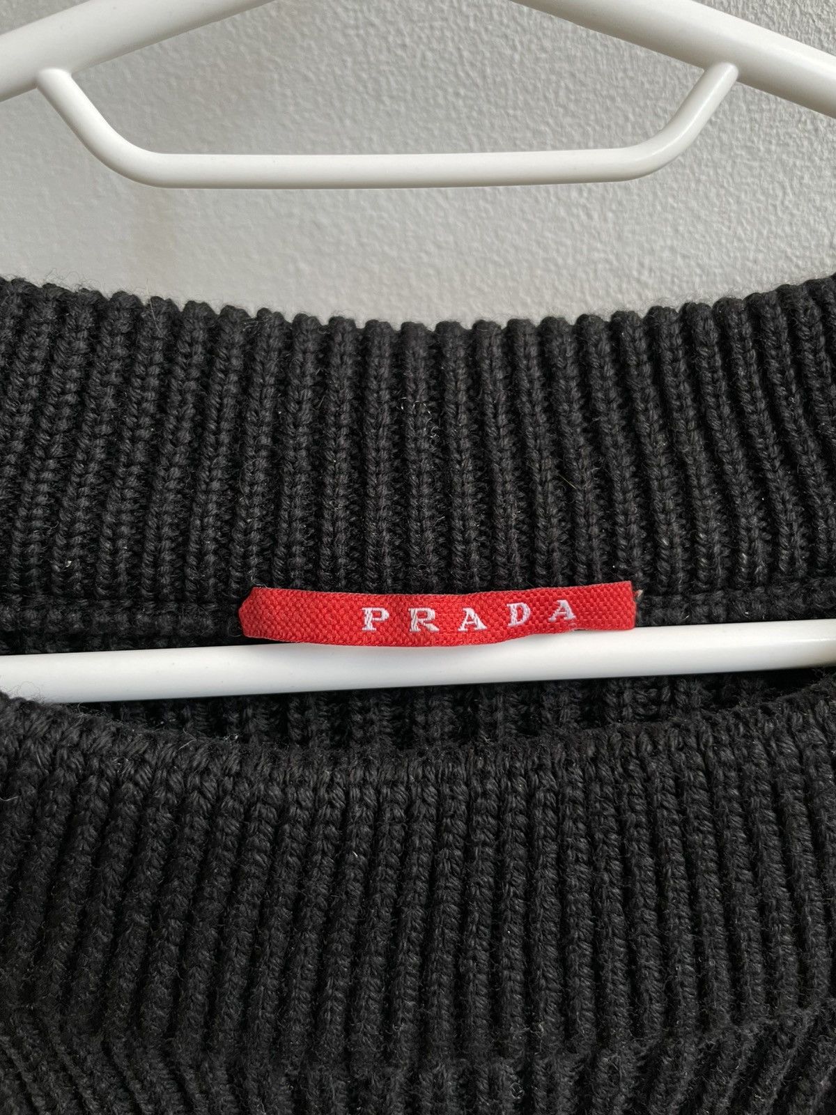 Prada Prada Knit Wool Heavy Sweater Sweatshirt Decorative Pockets Size M / US 6-8 / IT 42-44 - 4 Thumbnail