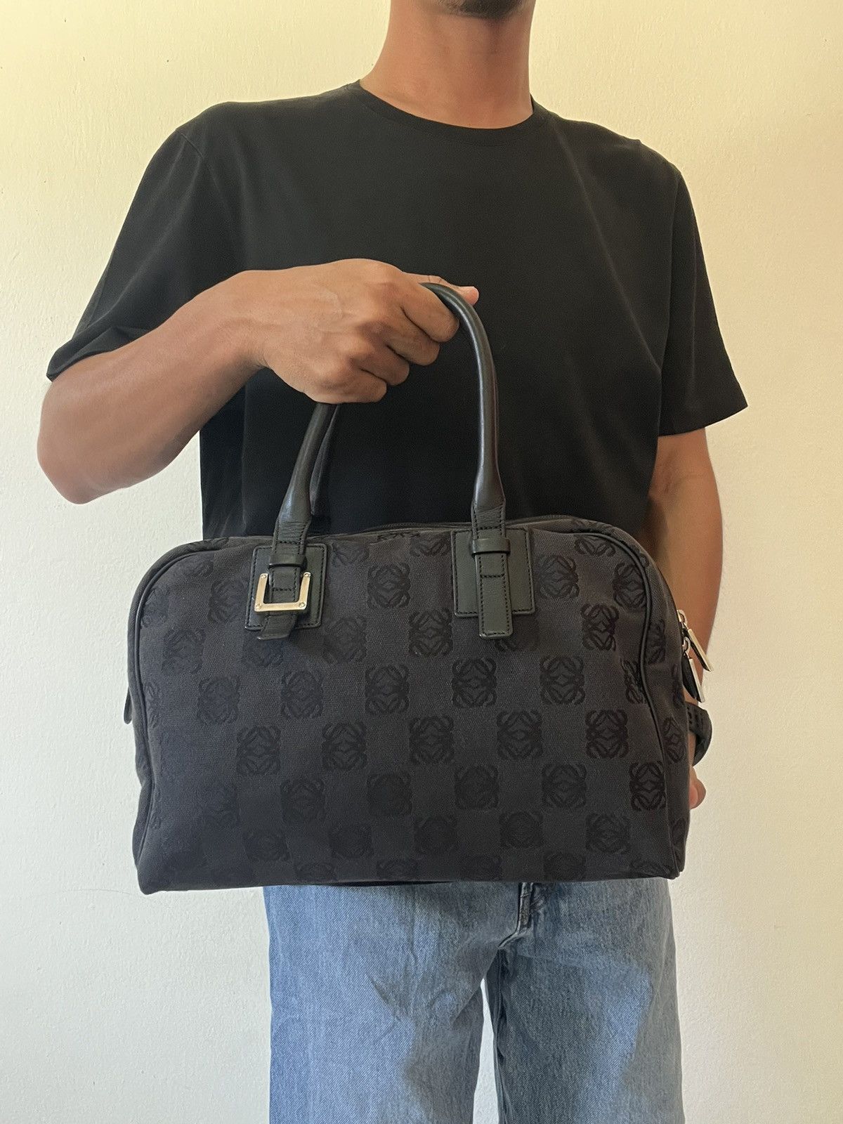Loewe Loewe Anagram canvas hand bag Size ONE SIZE - 21 Thumbnail