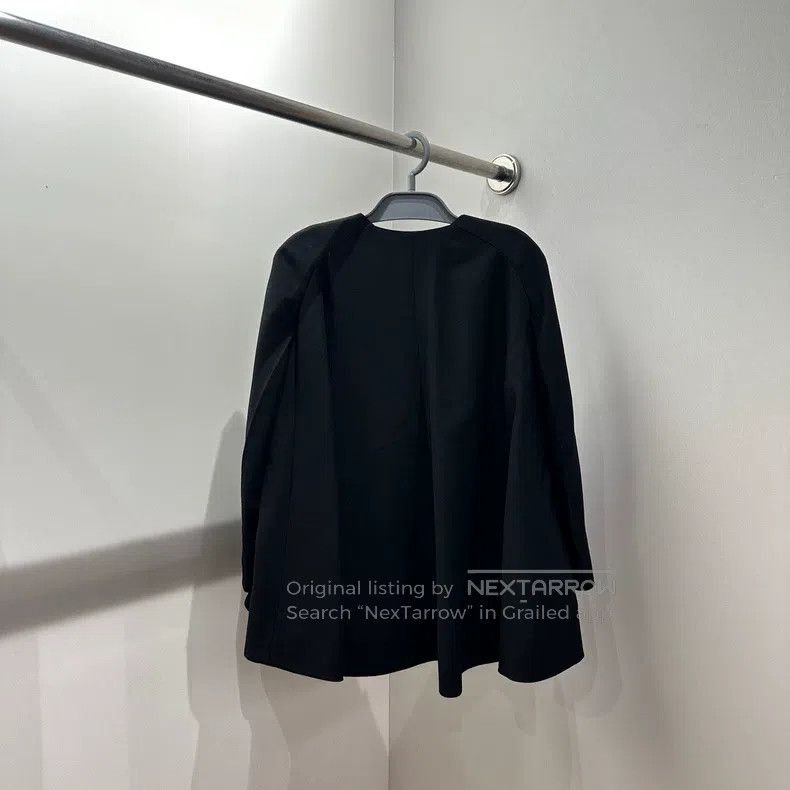 Hermes Hermes Ruffled Zip-Up Jacket Cloak Size XXS / US 00 / IT 34 - 2 Thumbnail