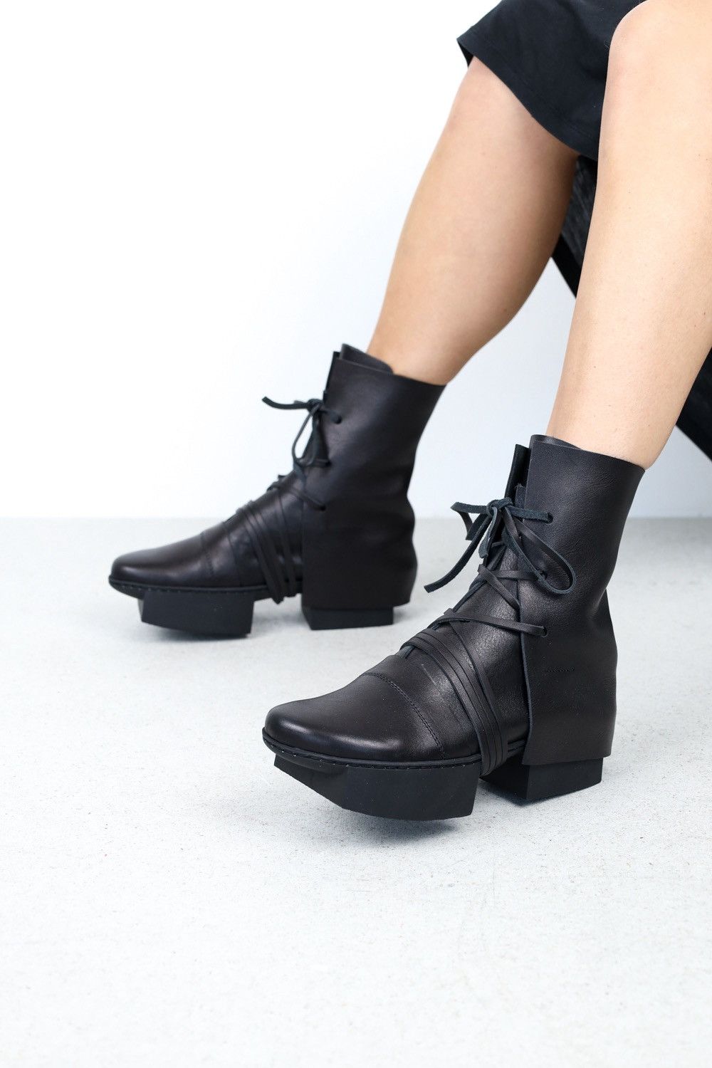 Trippen Trippen Shield F Leather Wrap Straps Boxing Biker Boots Size US 8 / IT 38 - 1 Thumbnail