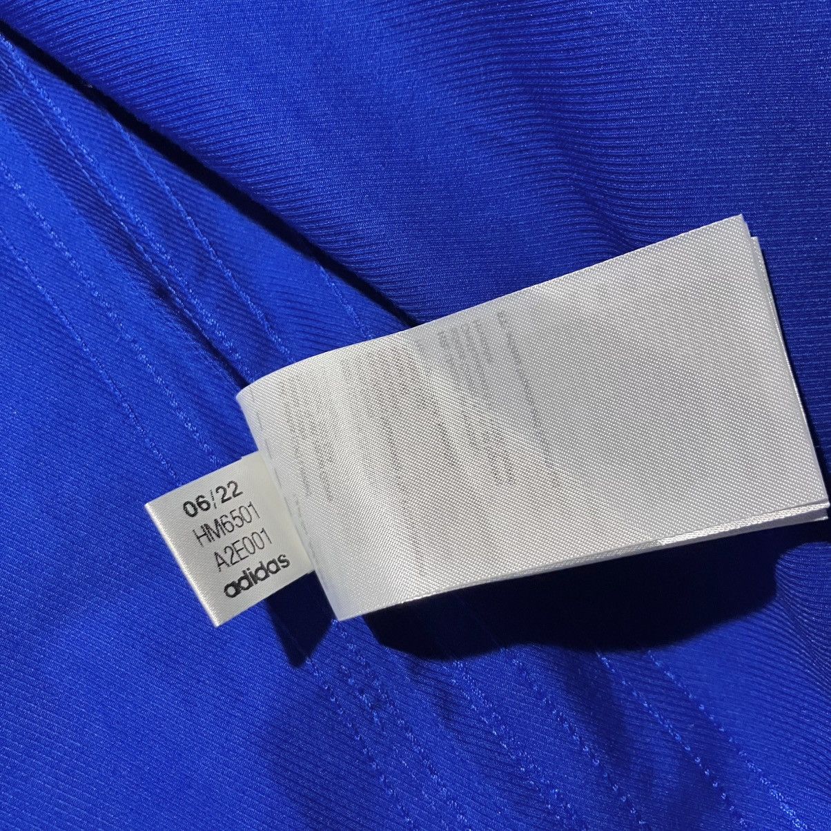 Adidas F/W’2022 ADIDAS Blue Version Essentials Mackintosh Jacket Size US L / EU 52-54 / 3 - 16 Thumbnail
