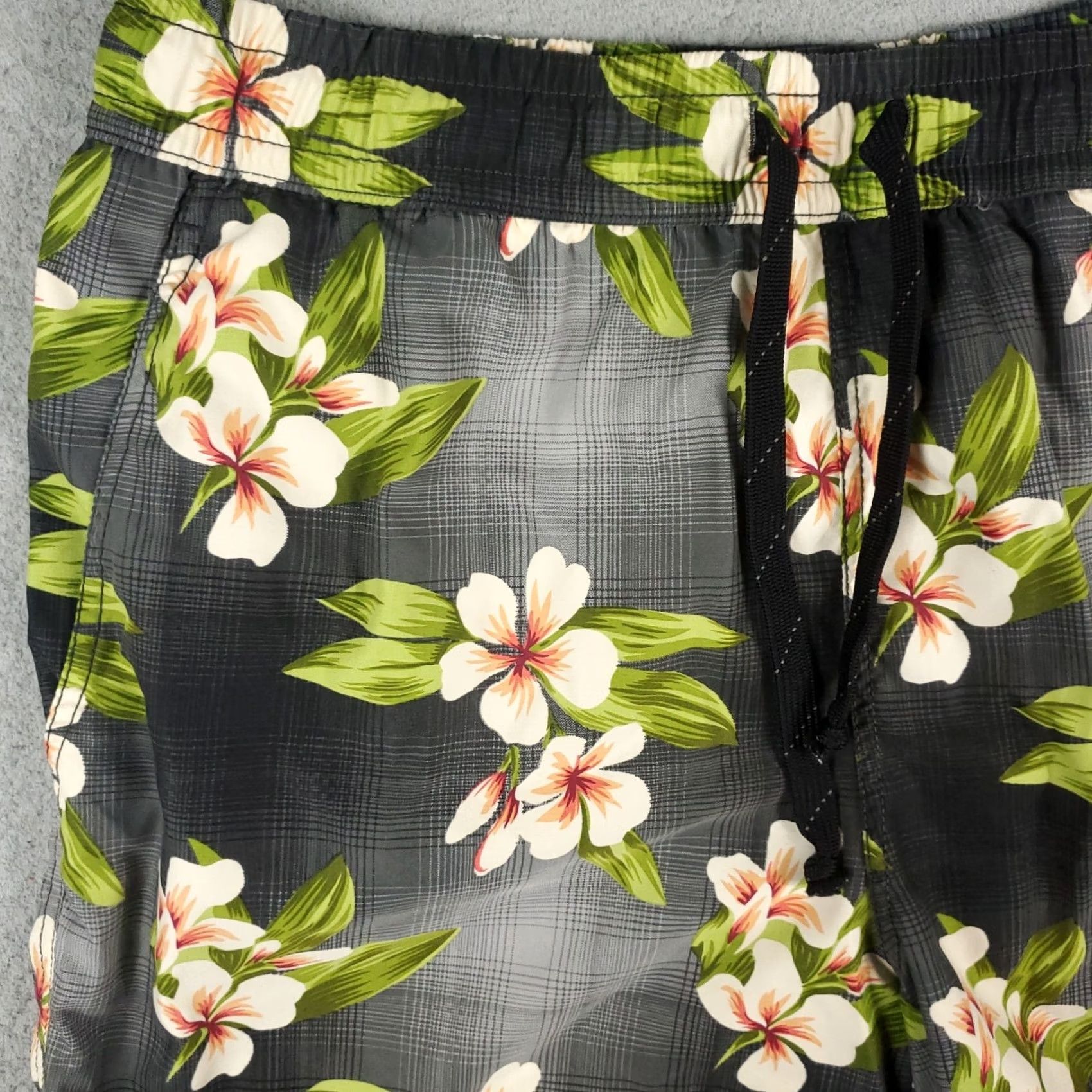 Tommy Bahama Tommy Bahama Shorts Mens M Black Relax Tropical Lace Tie Beach Swim Trunks Size Size US 31 - 2 Thumbnail