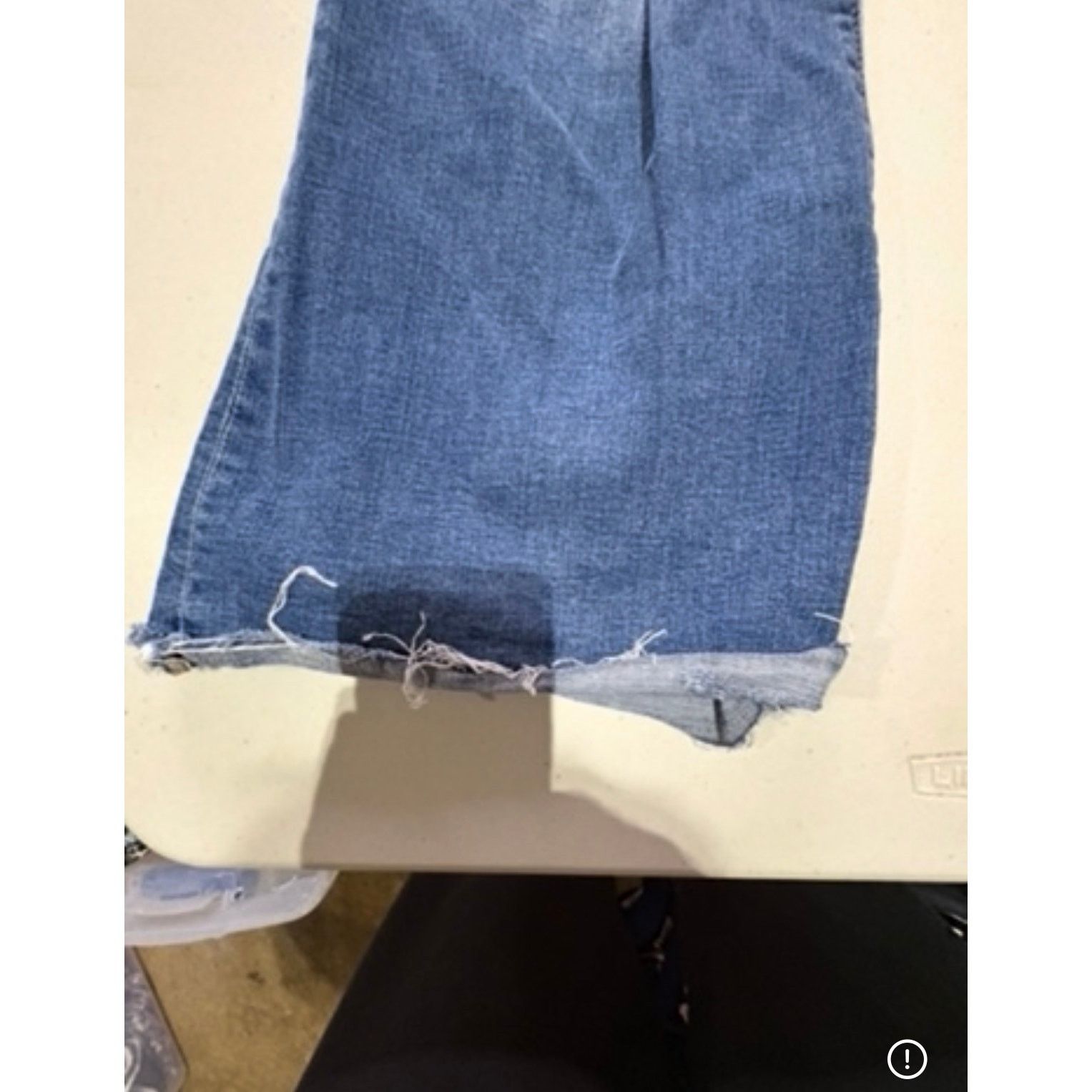 American Eagle Outfitters American Eagle Women’s Size 18 Short Stretch Flare Jeans Size 40" / US 18 - 6 Thumbnail