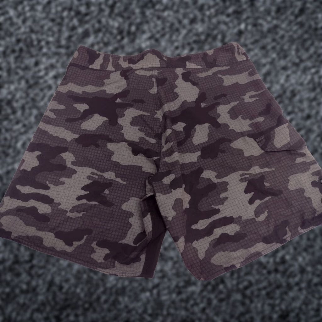 Burnside Burnside Mens Board Shorts Swim Trunks Black/Grey Camo 38 Regular Quick Dry Stretch Drawstring Lifeguard Recreational Surfing Mens Size US 38 / EU 54 - 1 Thumbnail