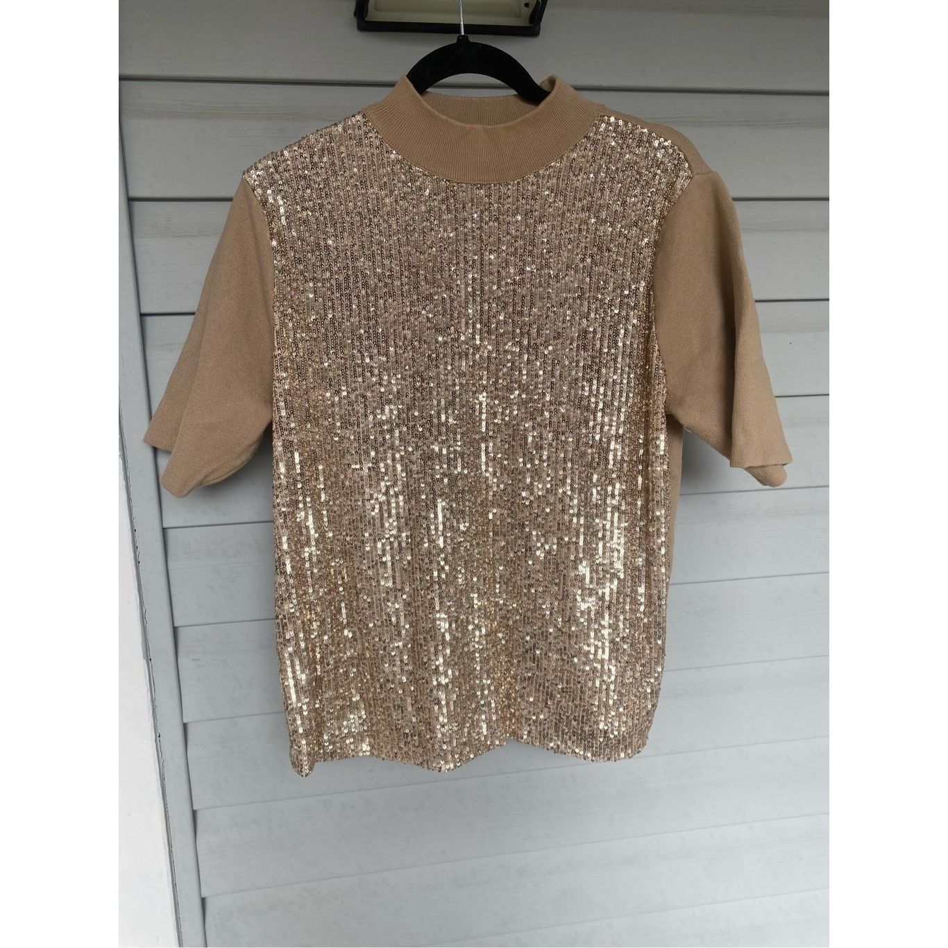 Ann Taylor Ann Taylor Sequin Front Sweater Tee, Gold Sweater, Size Larg Size L / US 10 / IT 46 - 2 Thumbnail