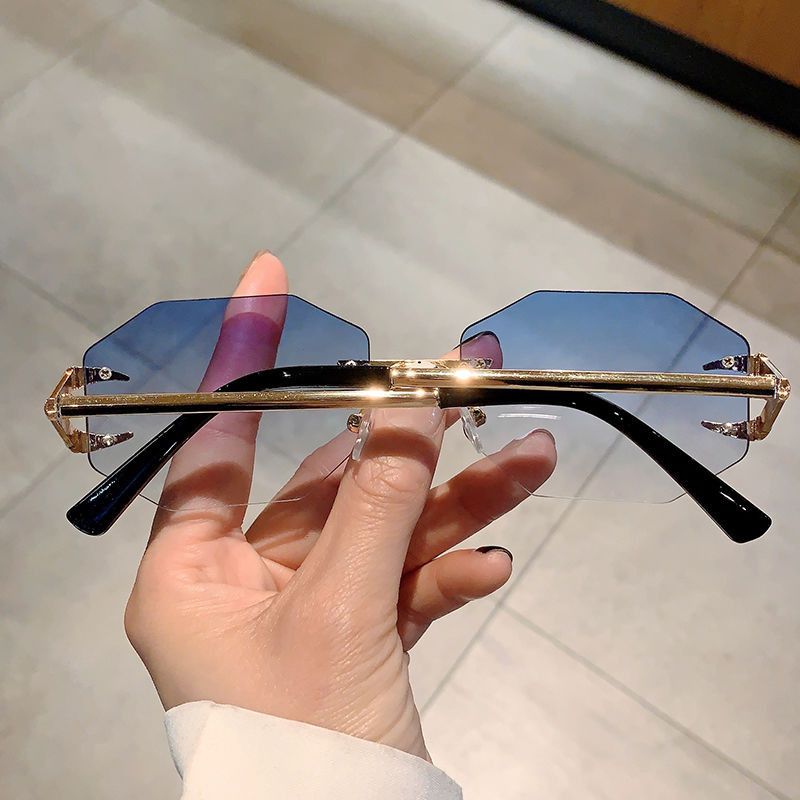 VIBE New Design Street ins style custom avant-garde sunglasses Size ONE SIZE - 4 Thumbnail