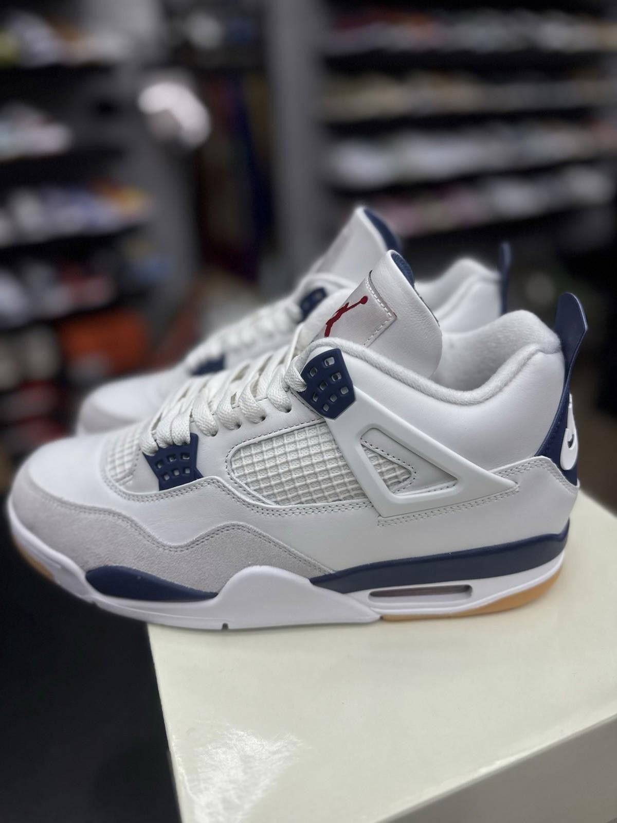 Jordan Brand Size 10.5 - Nike SB x Air Jordan 4 Retro SP Navy NEW Size US 10.5 / EU 43-44 - 10 Thumbnail