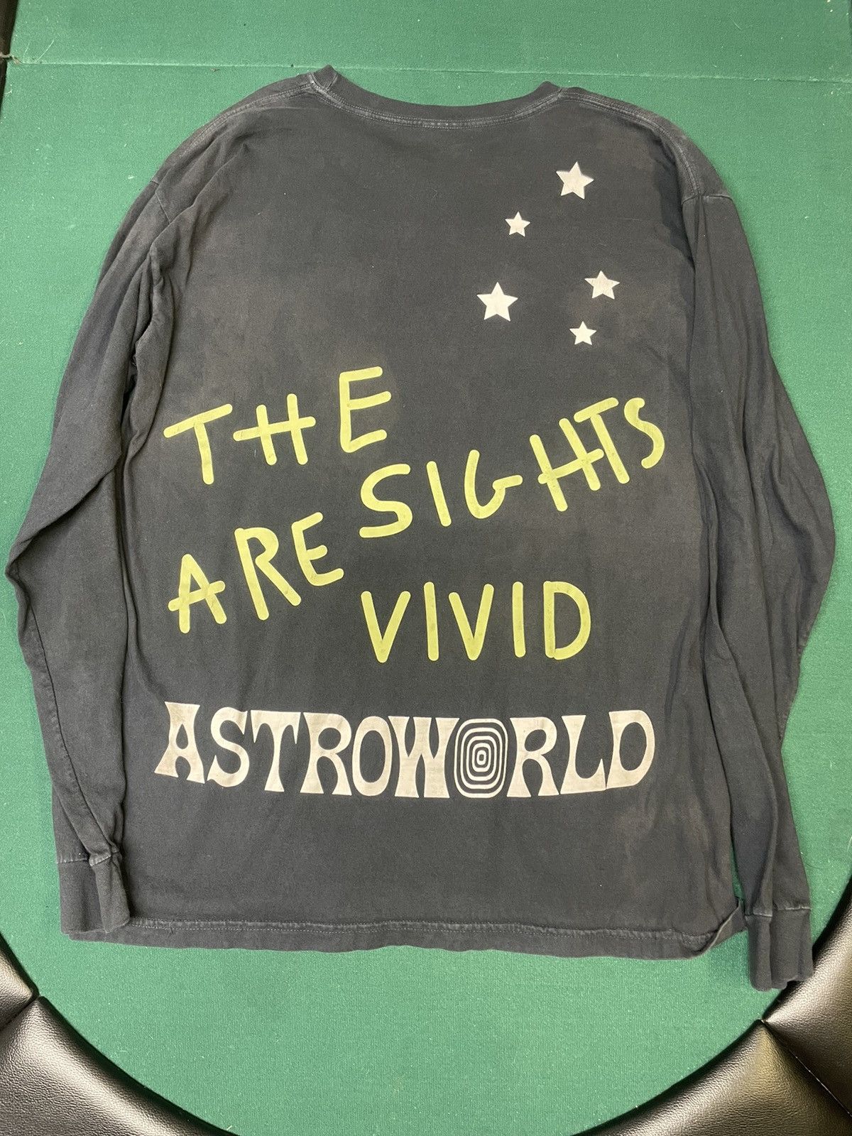 Travis Scott Travis Scott Astroworld Tee (2018 Tour Merch) – Size L Size US L / EU 52-54 / 3 - 2 Thumbnail